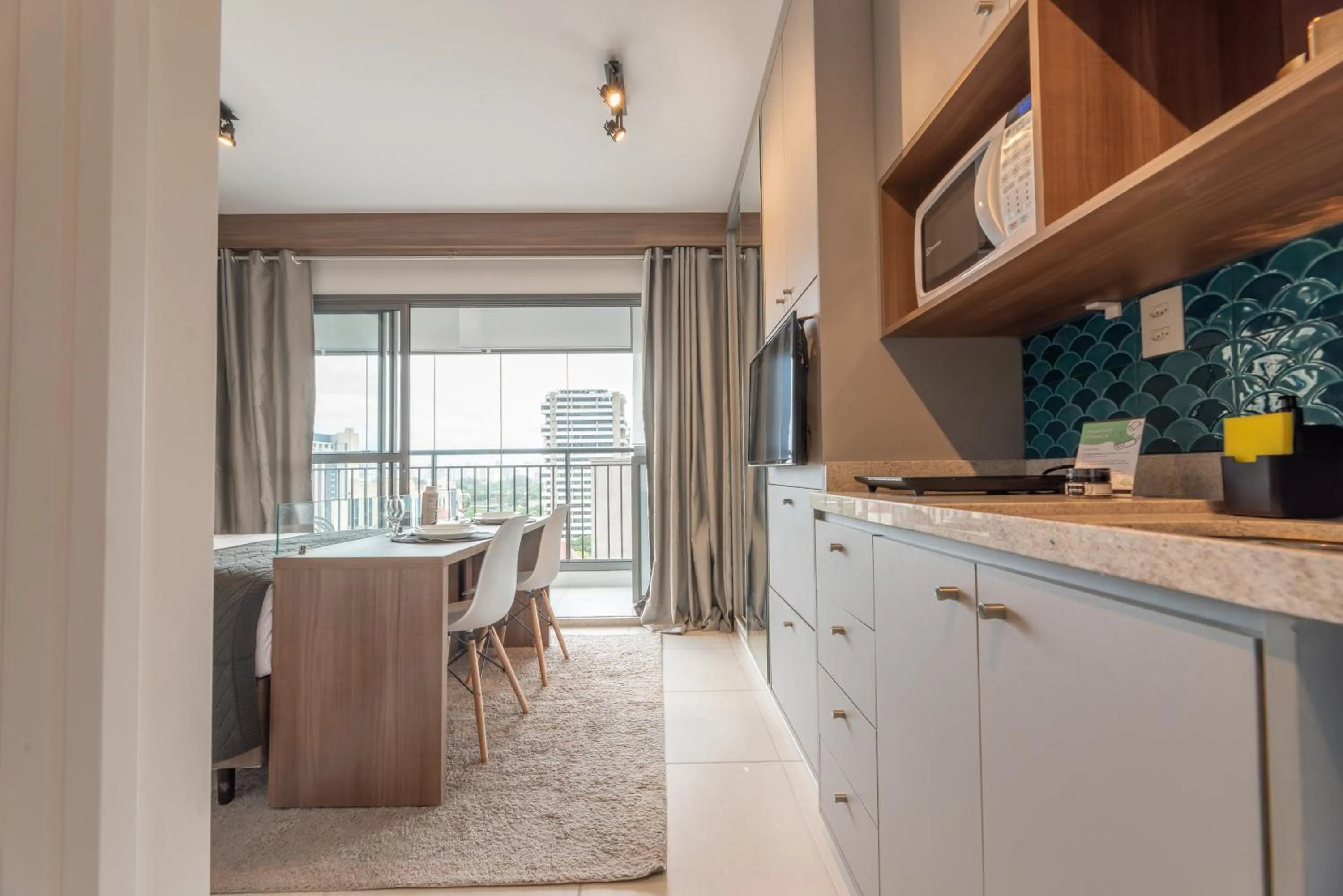 Day in Charlie Vitrali Moema