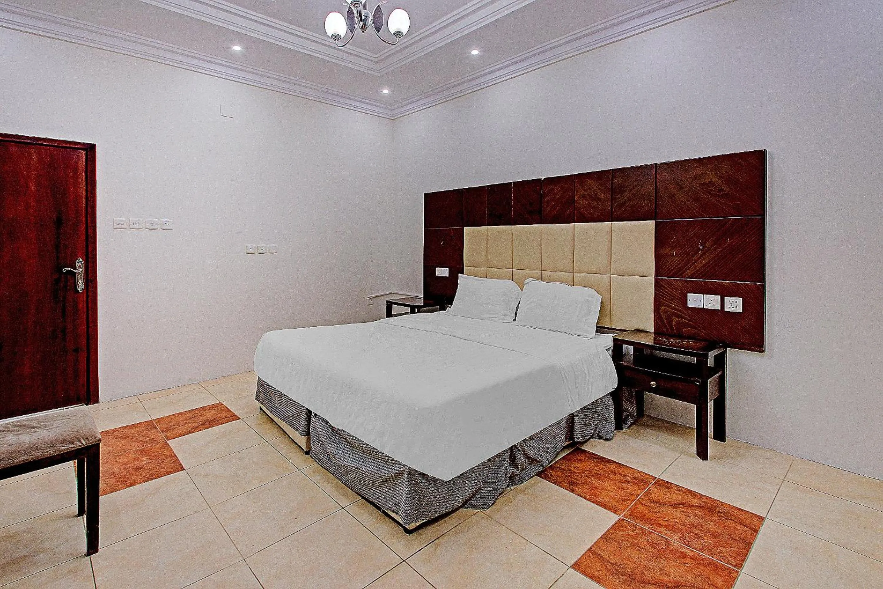 Photo of the whole room in OYO 601 Ibs For Residential Units