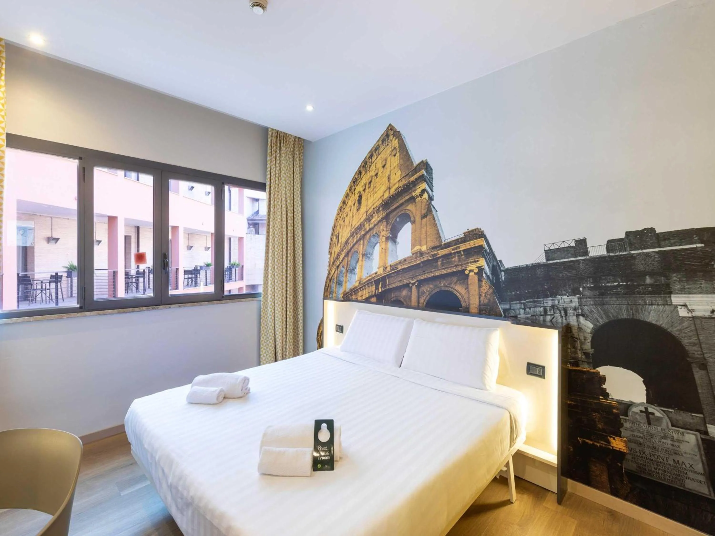 Photo of the whole room in B&B Hotel Roma Tuscolana San Giovanni