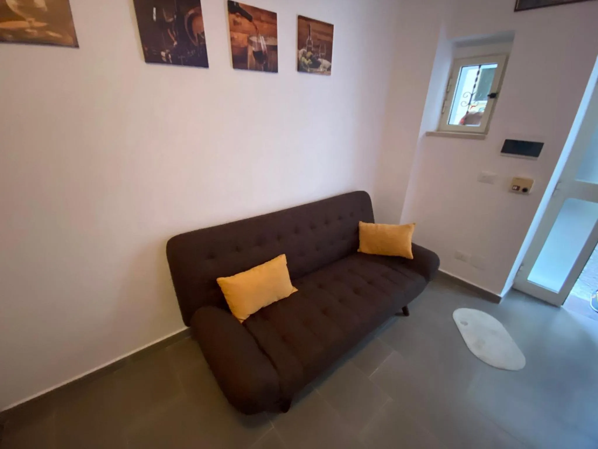 Communal lounge/ TV room in B&B Casetta Verde FELICE