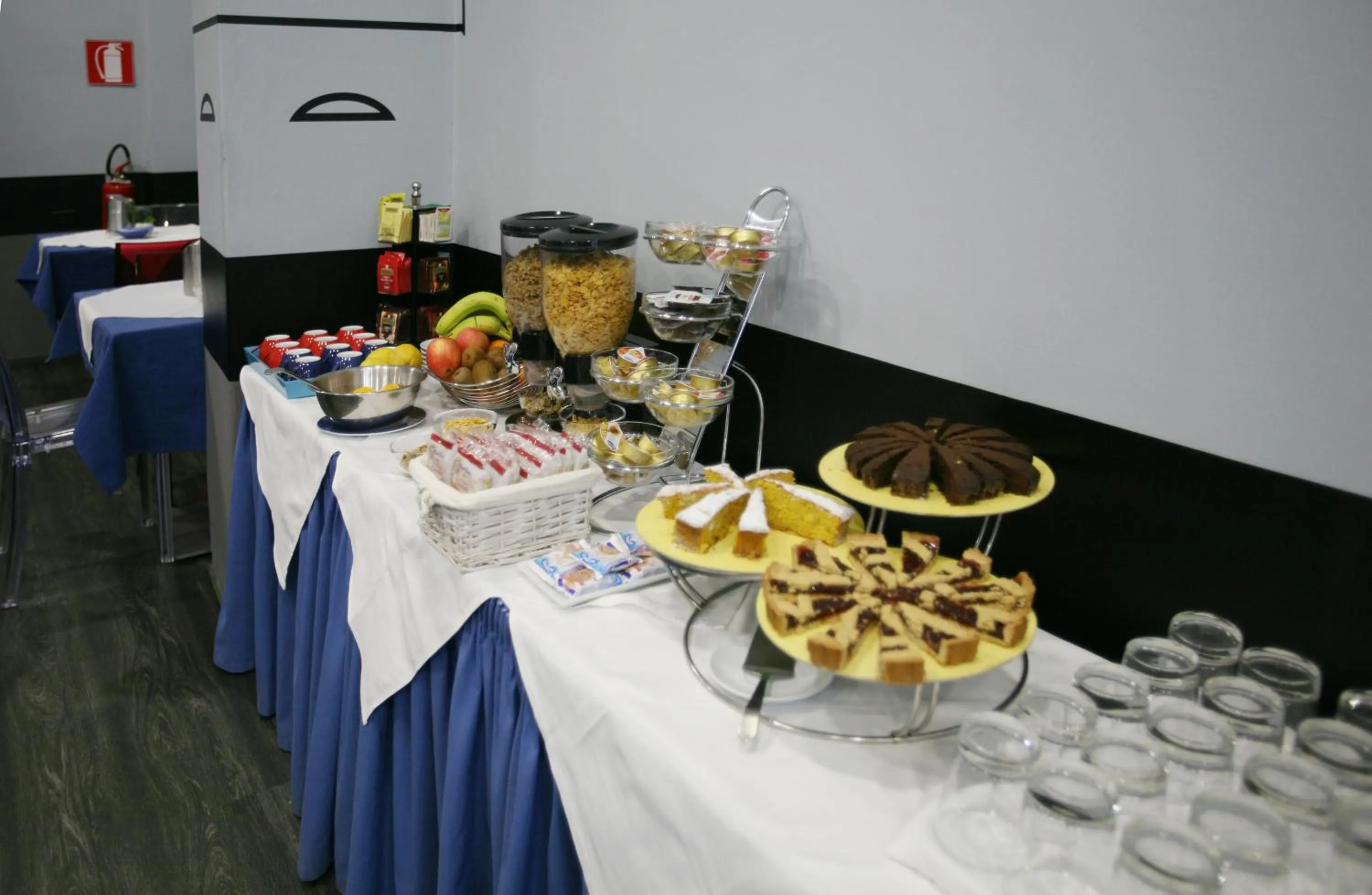 Food and drinks in Hotel Magenta