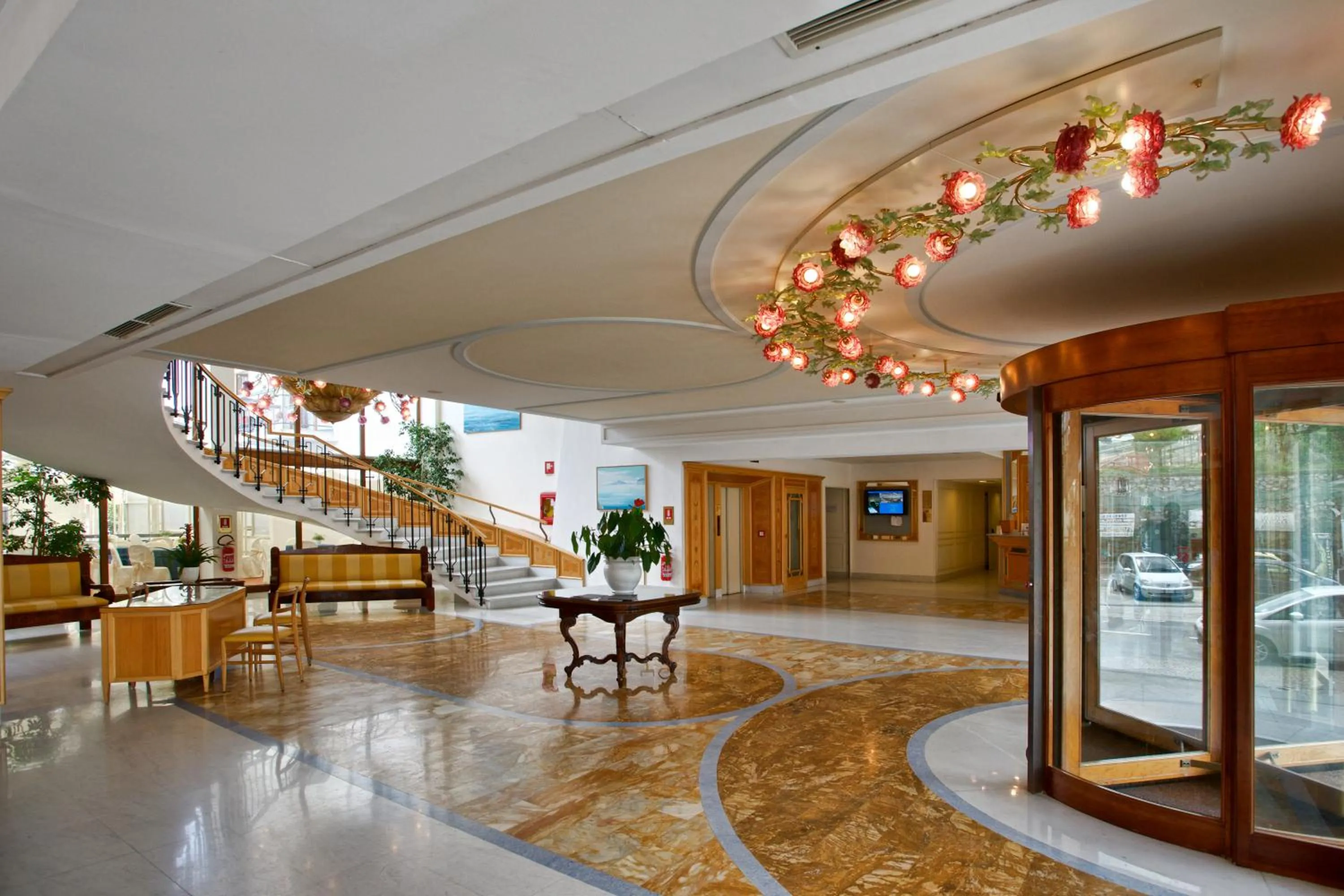 Lobby or reception in Grand Hotel Flora