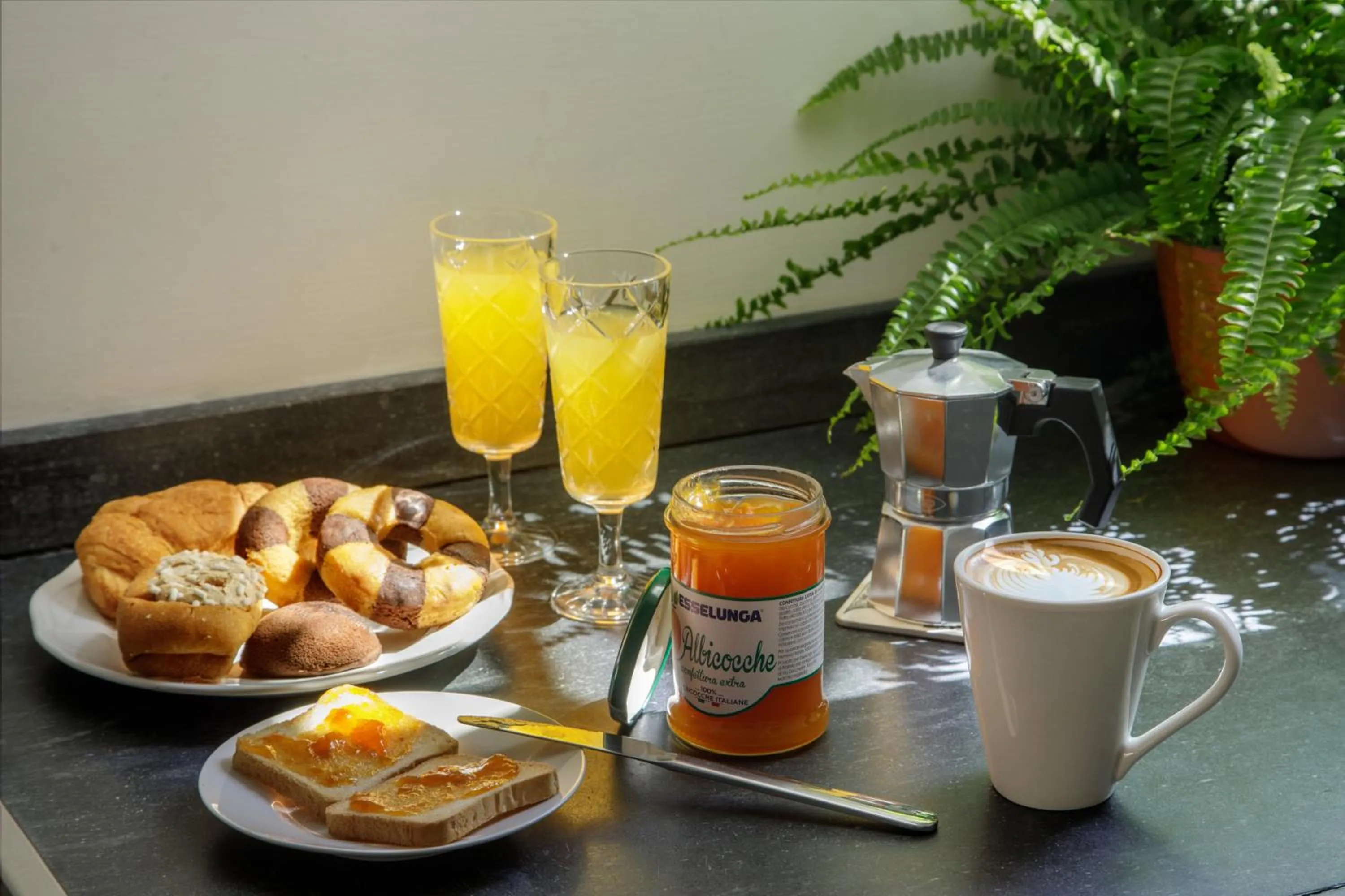 Kitchen or kitchenette in The right place 4U Mario de Fiori Apartment