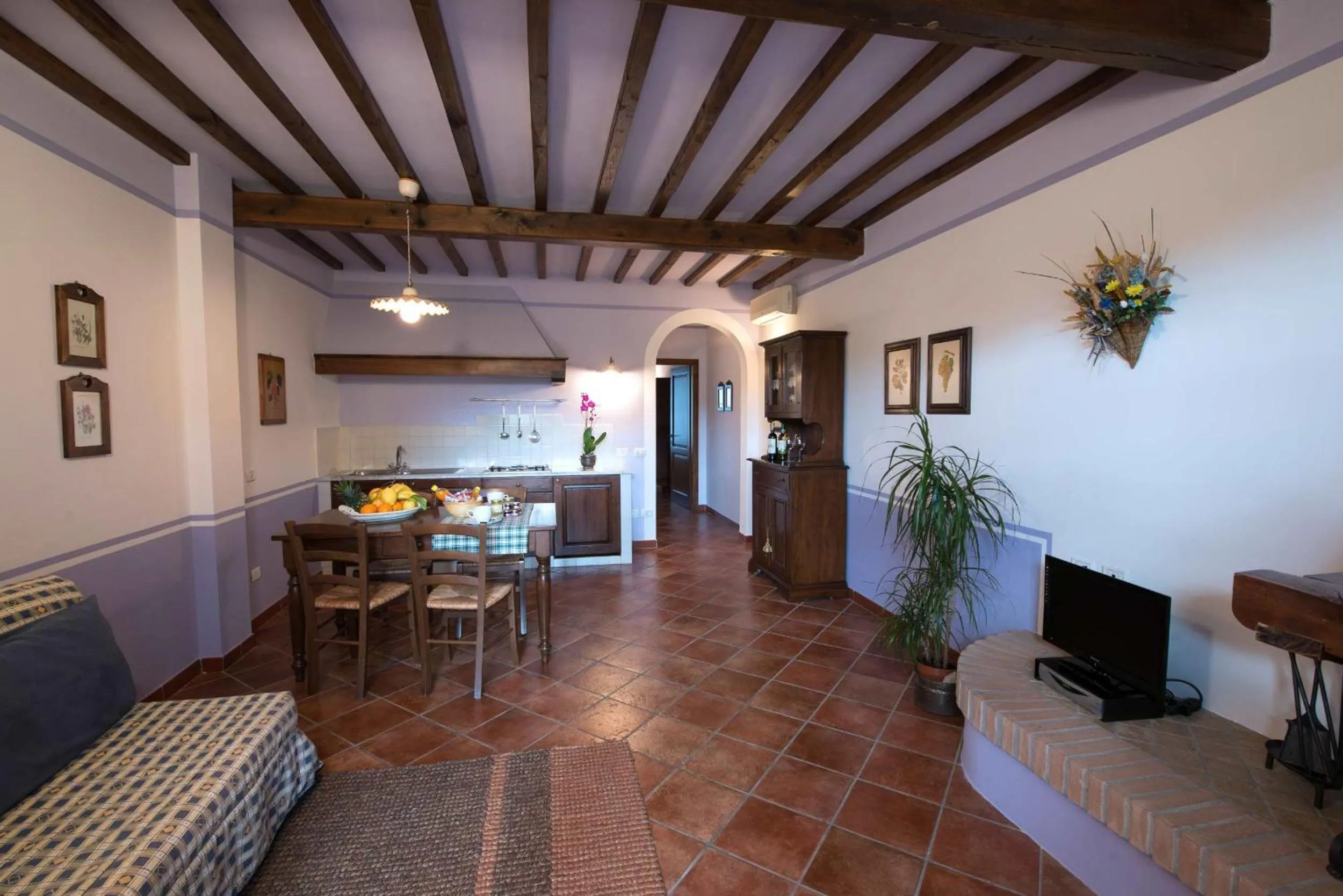 Dining area in Casa Lari