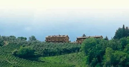 Property building in Casa Lari