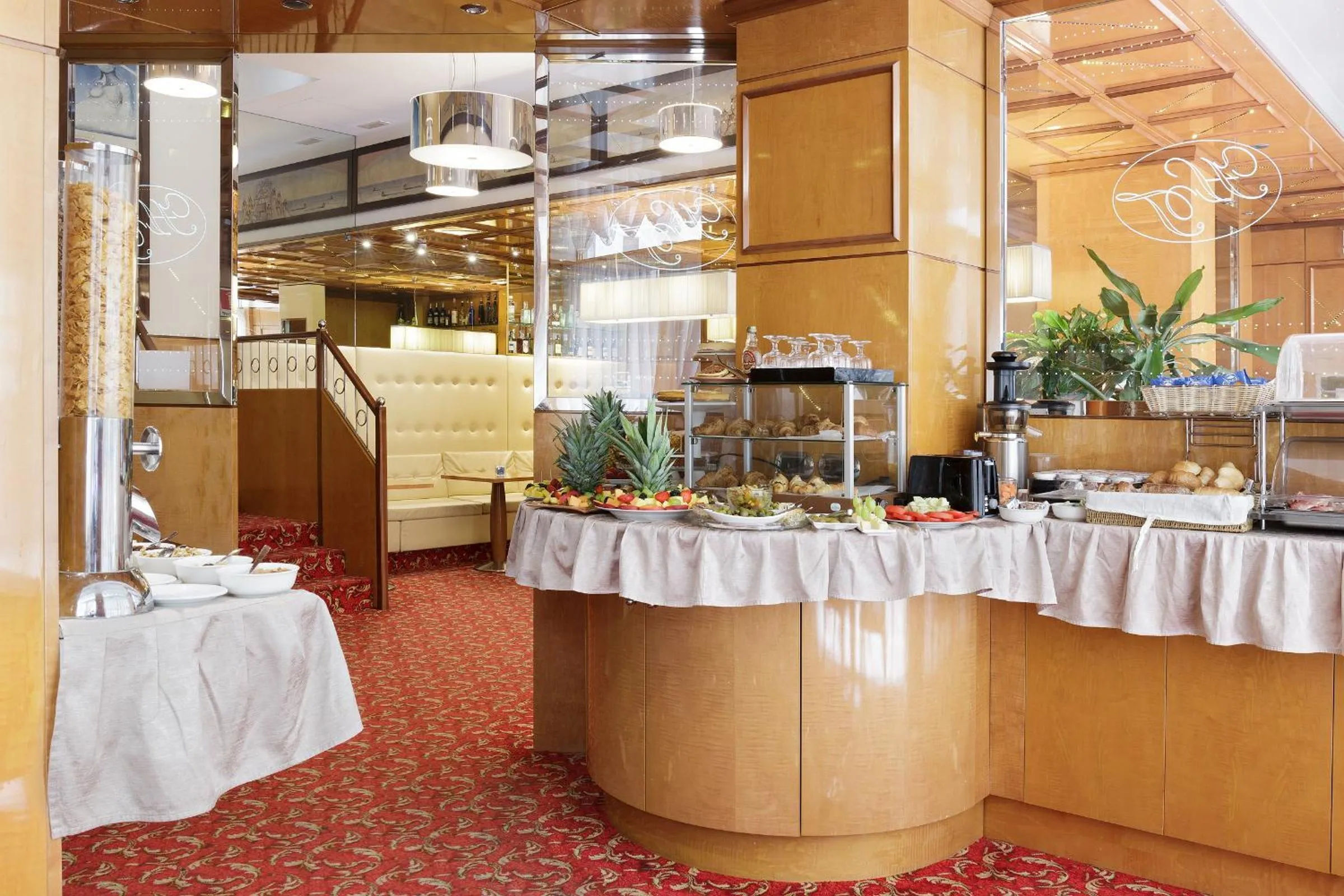 Breakfast in Hotel Teco