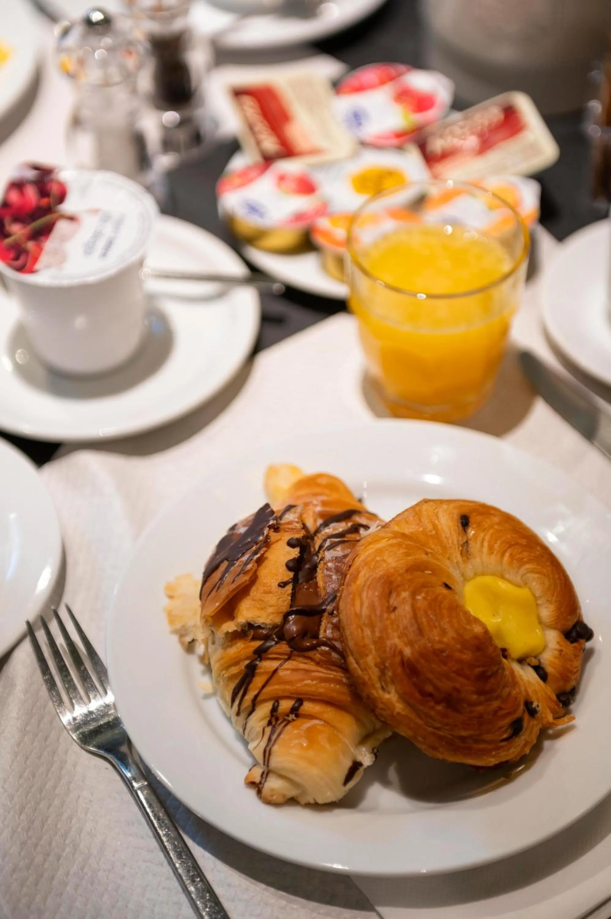 Food and drinks in Hotel Hiberia