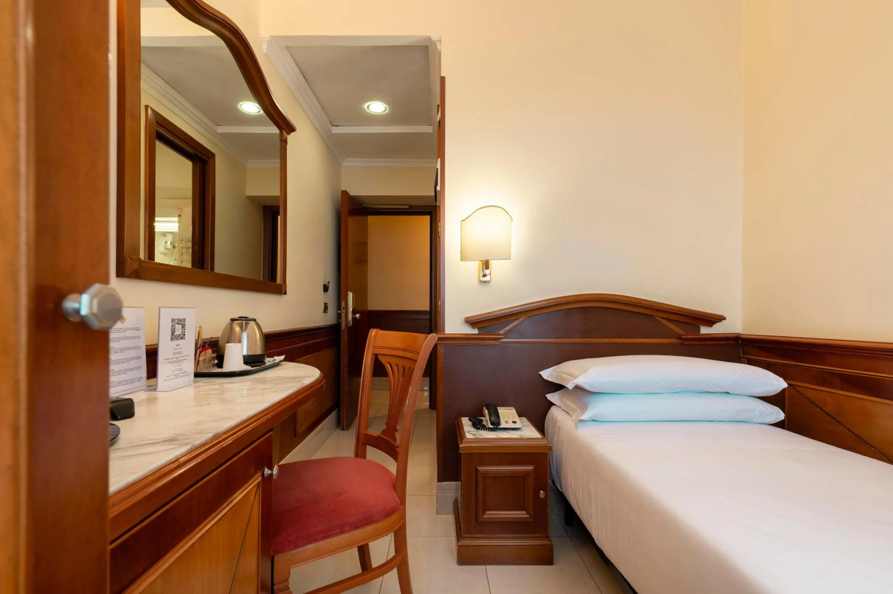 Bed in Hotel Hiberia