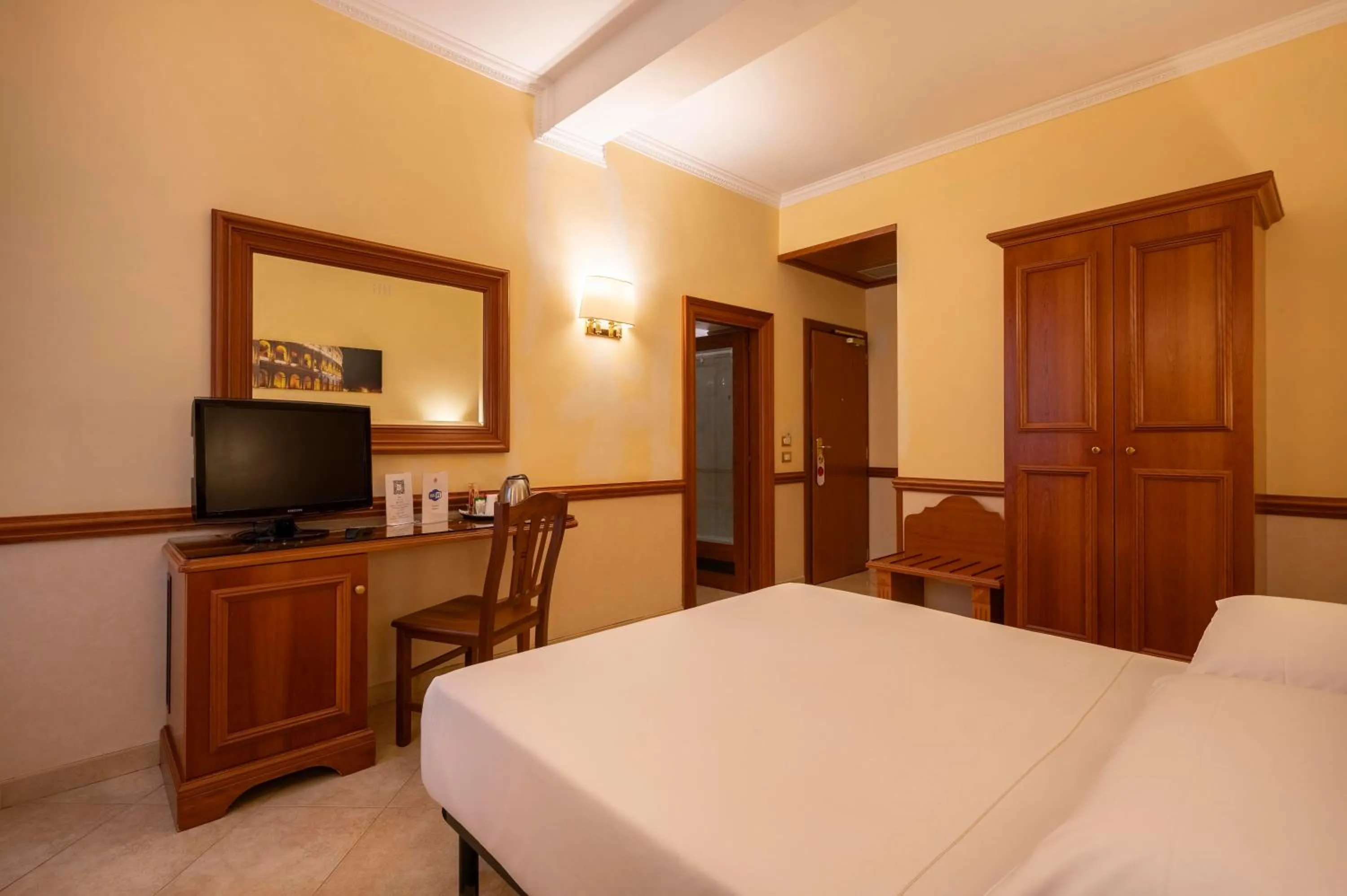 Bed in Hotel Hiberia