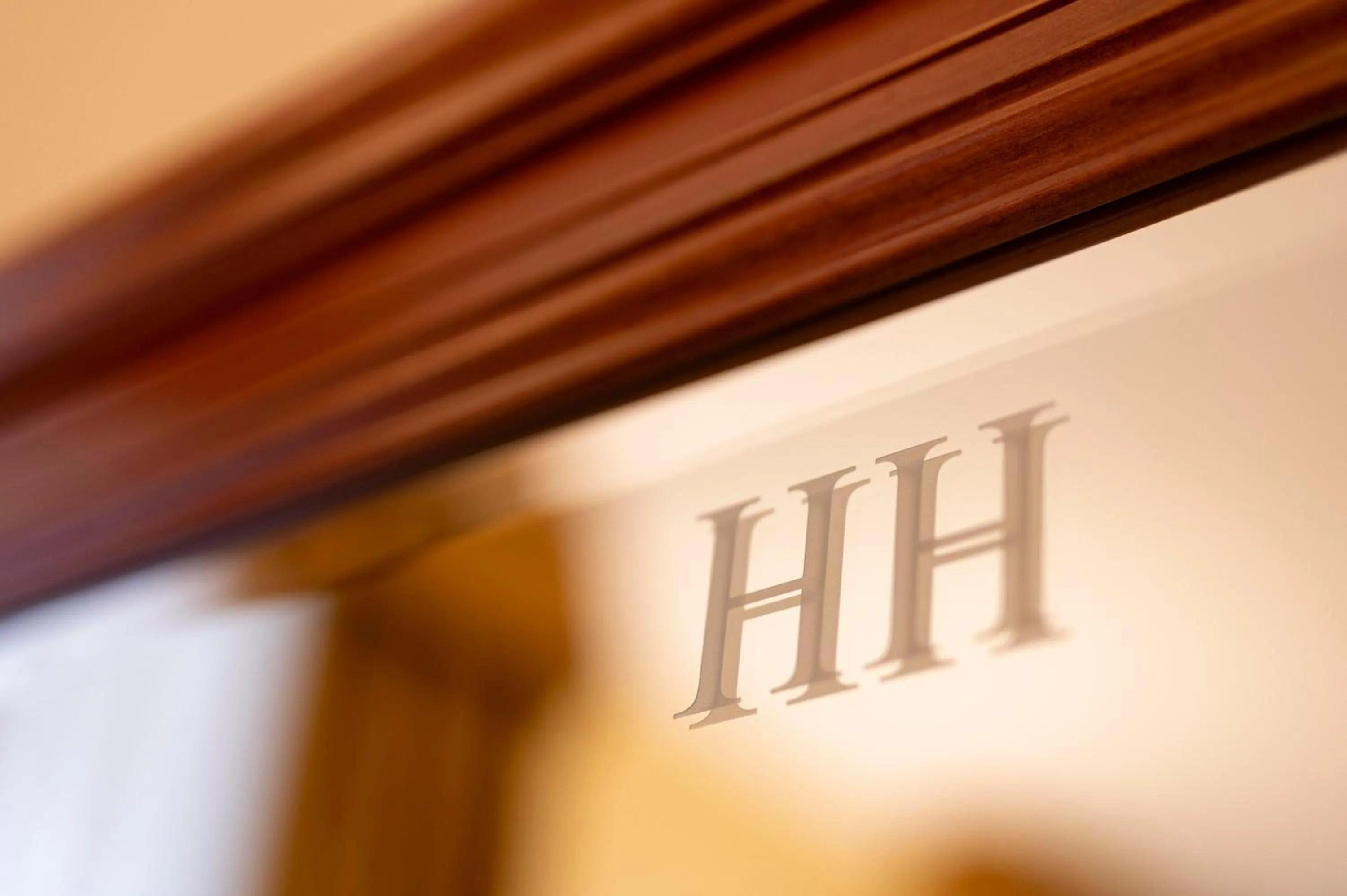 Text overlay in Hotel Hiberia