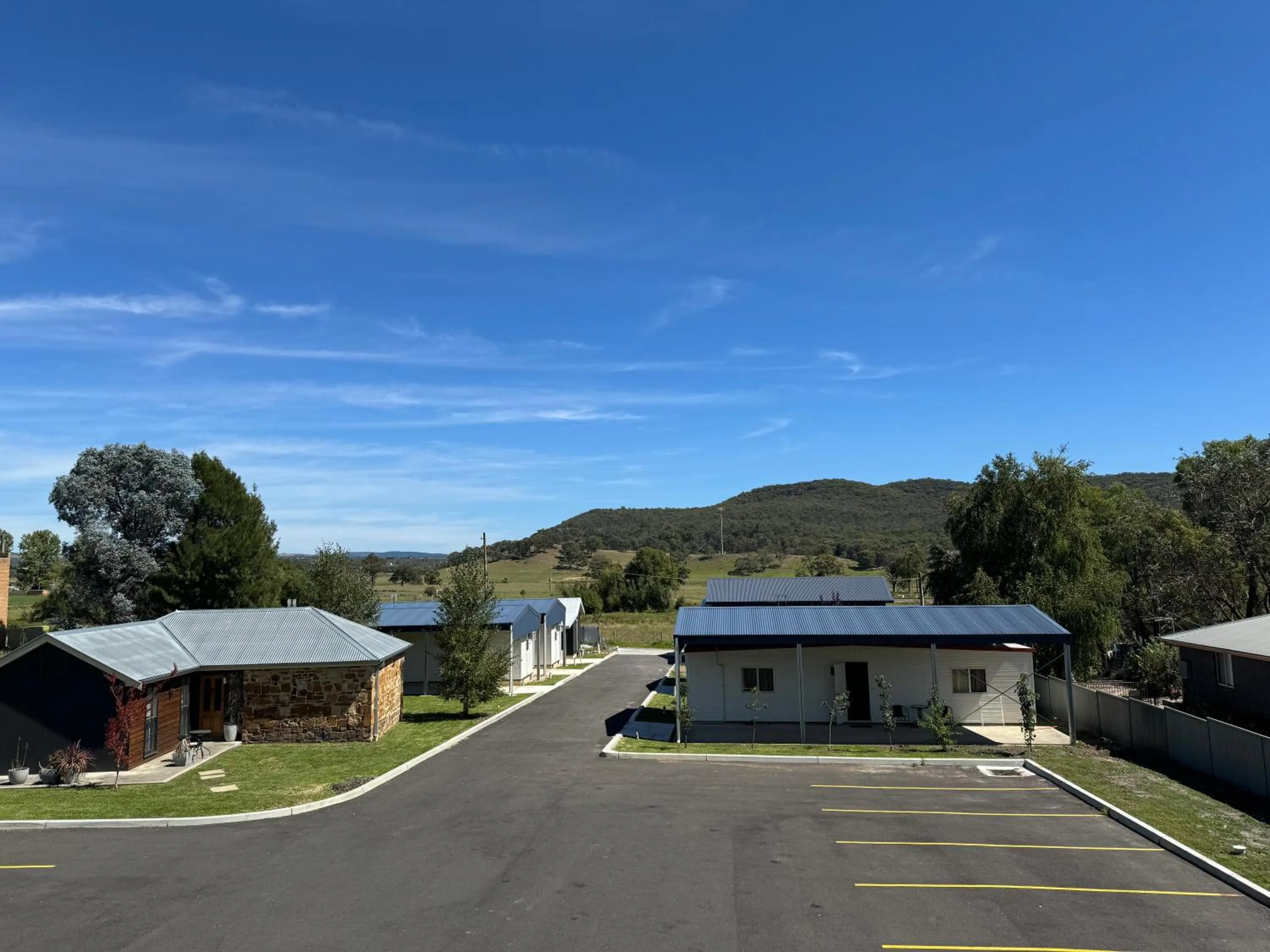 One-Bedroom House in The Commercial Hotel Wallerawang