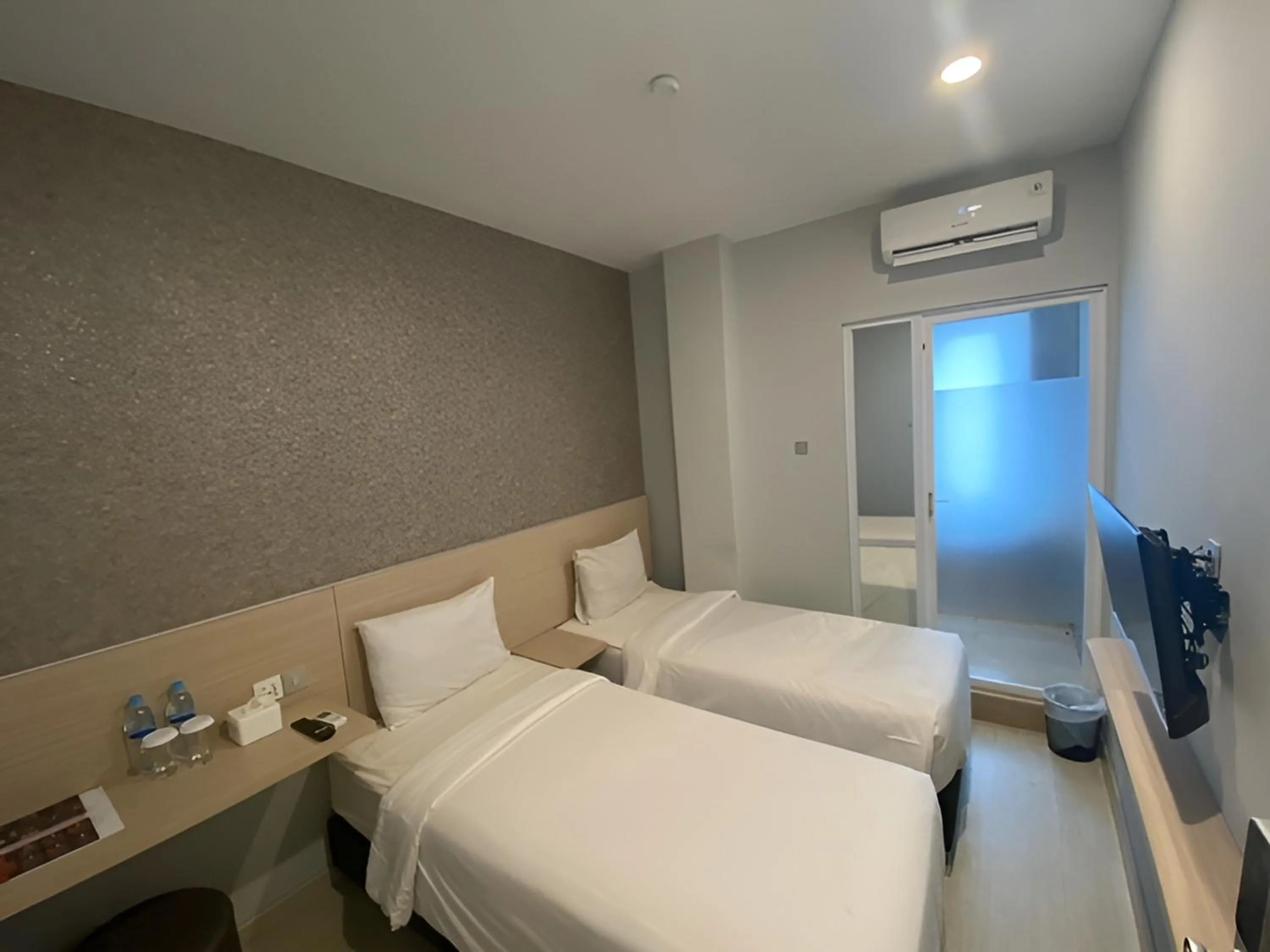 Bedroom, Bed in Swasana Hotel Medan