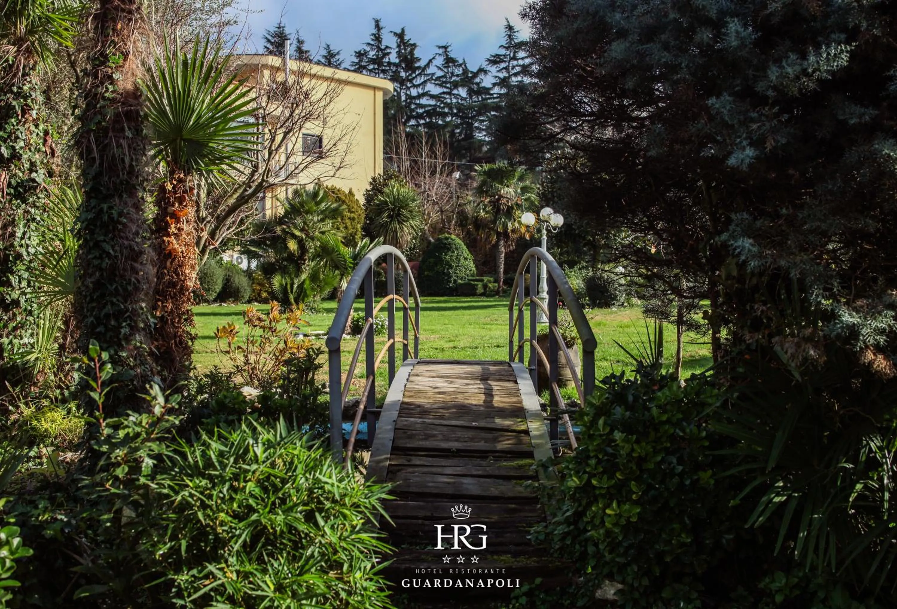 Spring in Hotel Ristorante Guardanapoli