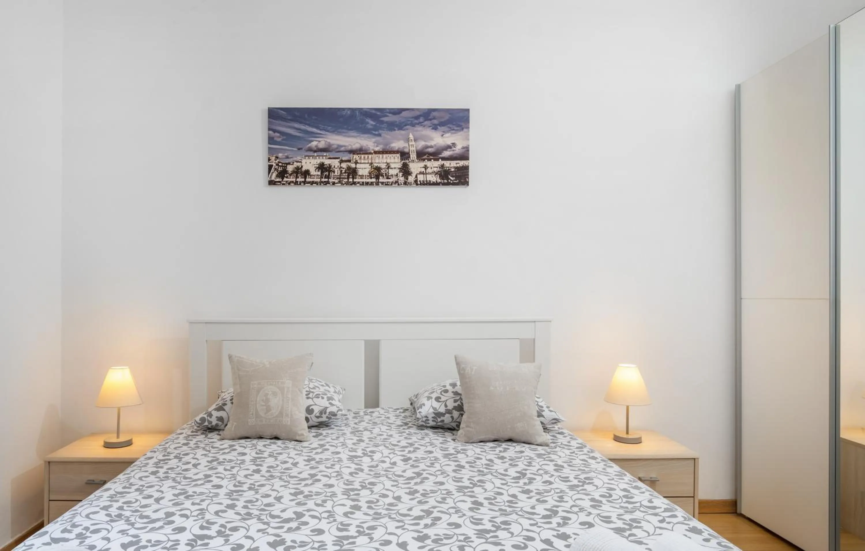 Bed in Apartment Spalatin