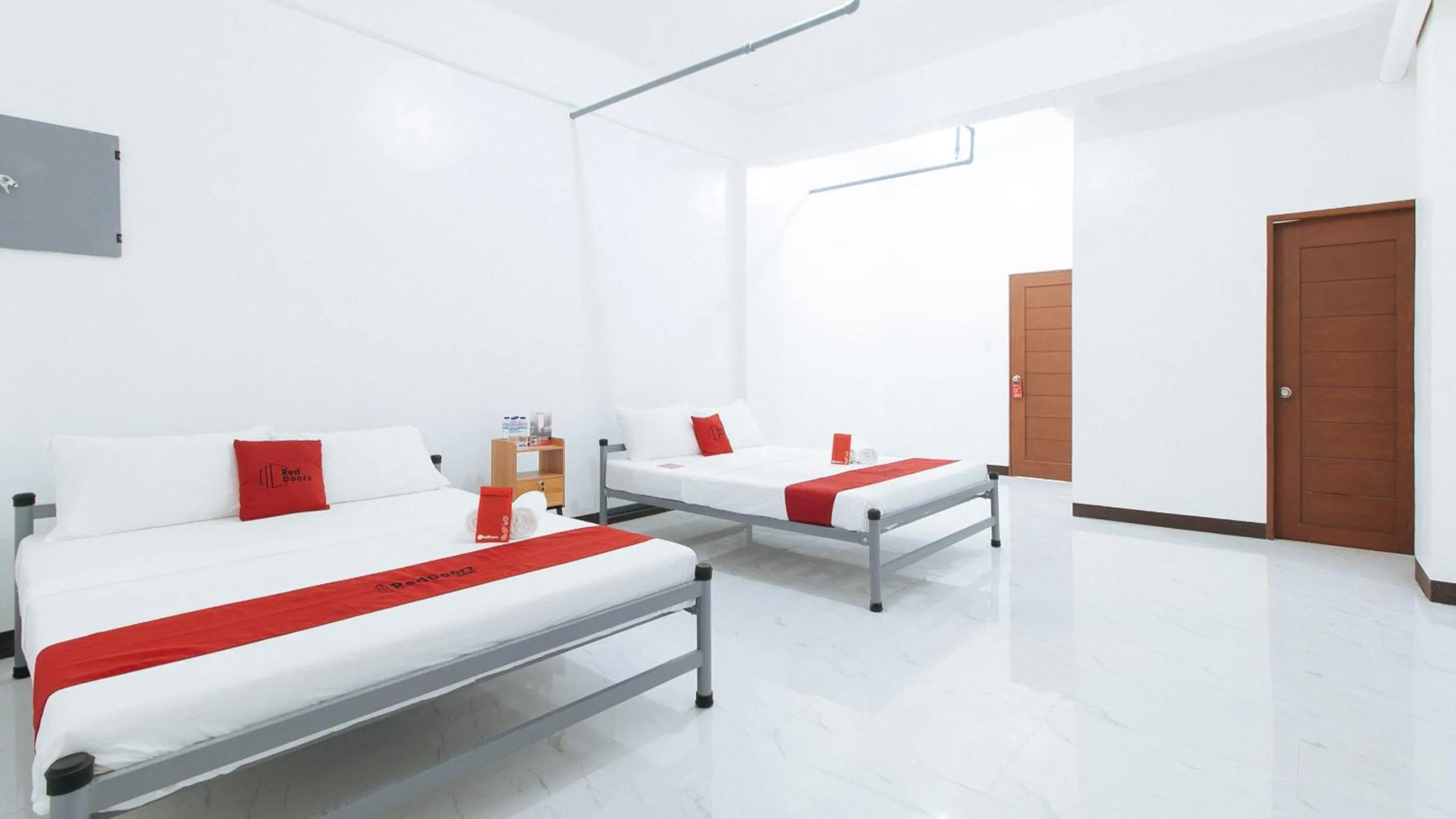 Bed in RedDoorz @ Catalina Pension House