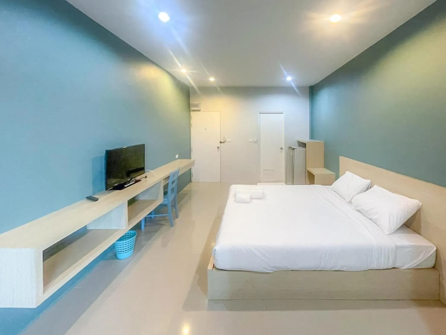 Bedroom, Bed in Hop On Phuket