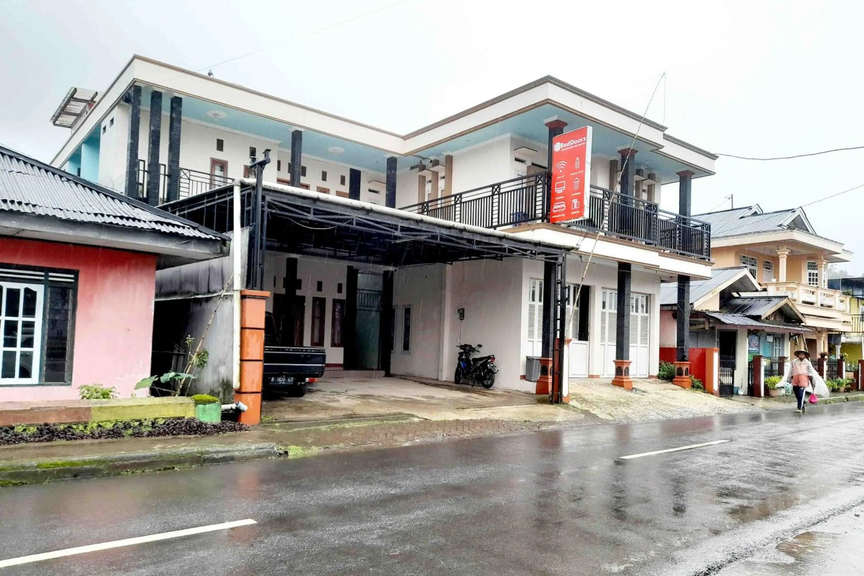 Property building in RedDoorz Syariah near Komplek Candi Arjuna Dieng 2
