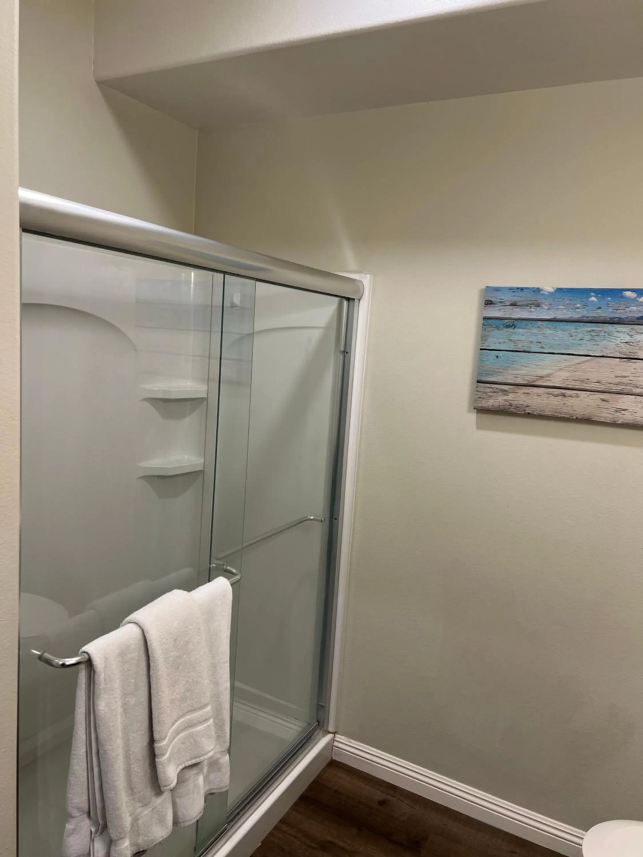 Bathroom in ASPIRE INN & SUITES Orange