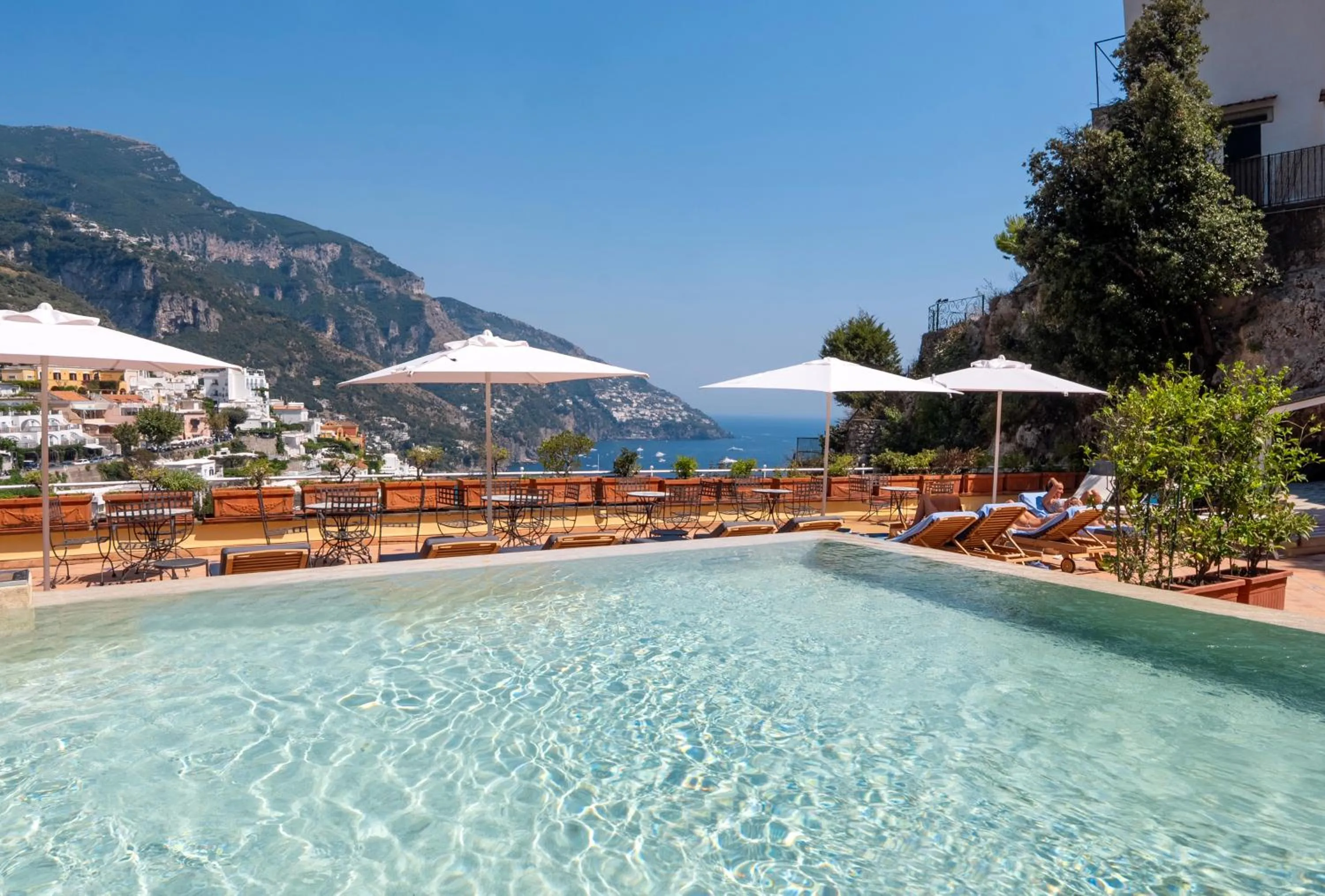 Swimming pool in Hotel Posa Posa