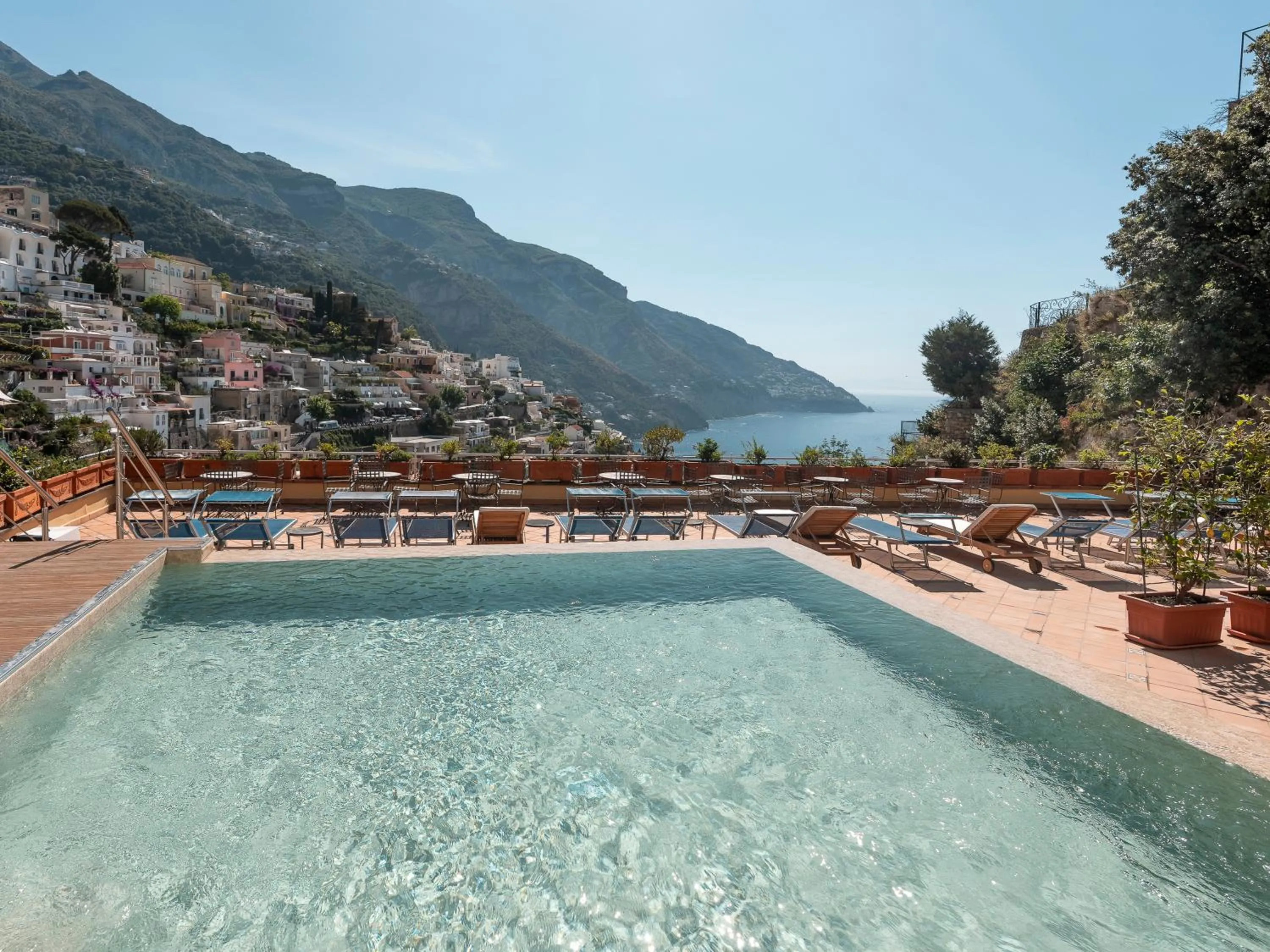 Swimming pool in Hotel Posa Posa