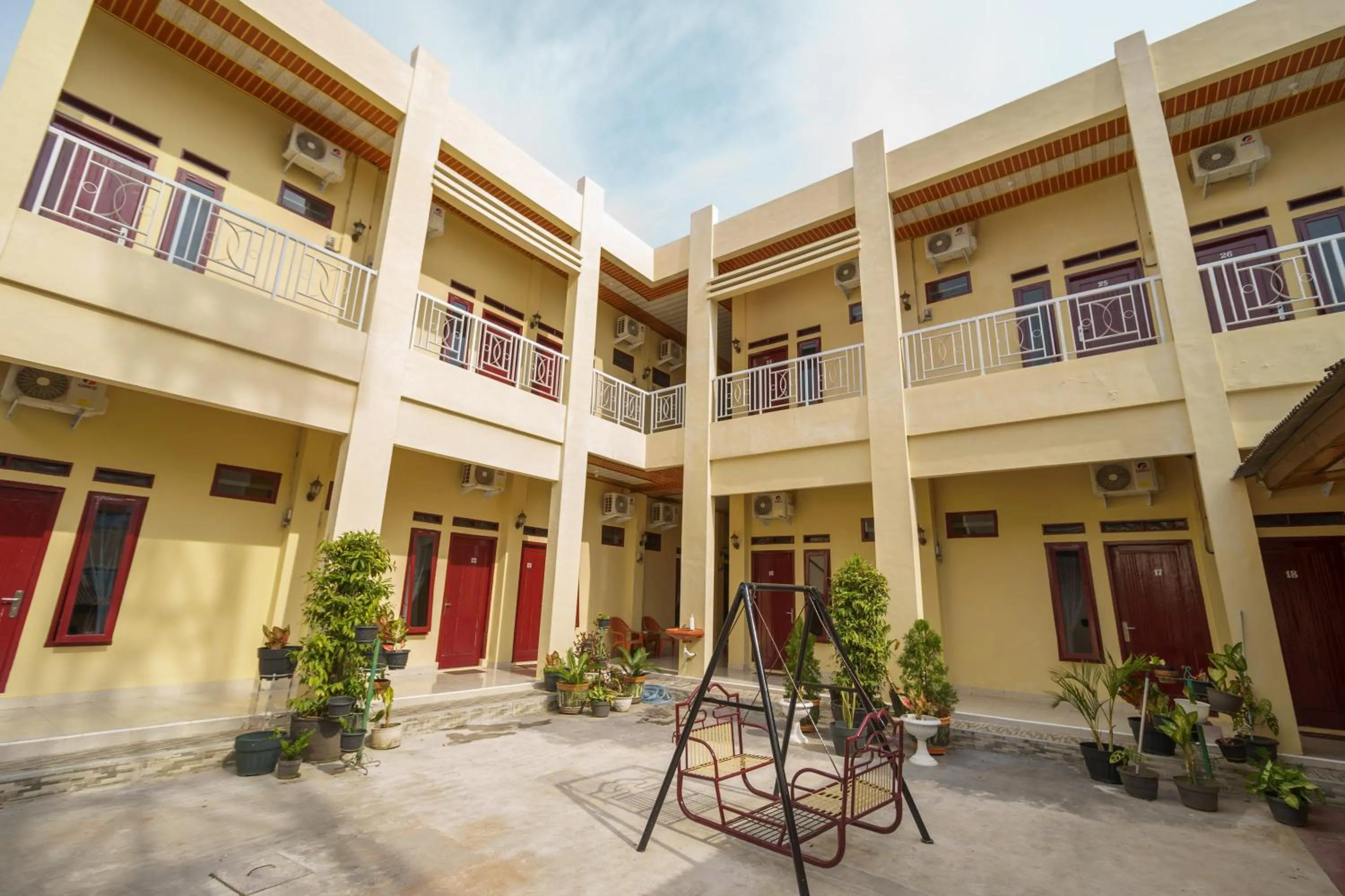 Property building in RedDoorz @ Jalan Sultan Agung Lampung