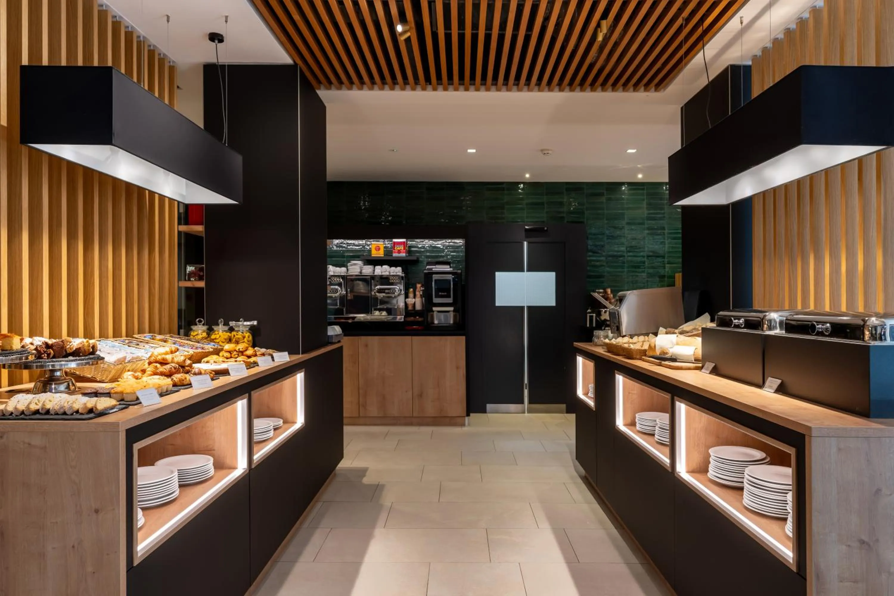 Breakfast in Elite Hotel & Spa