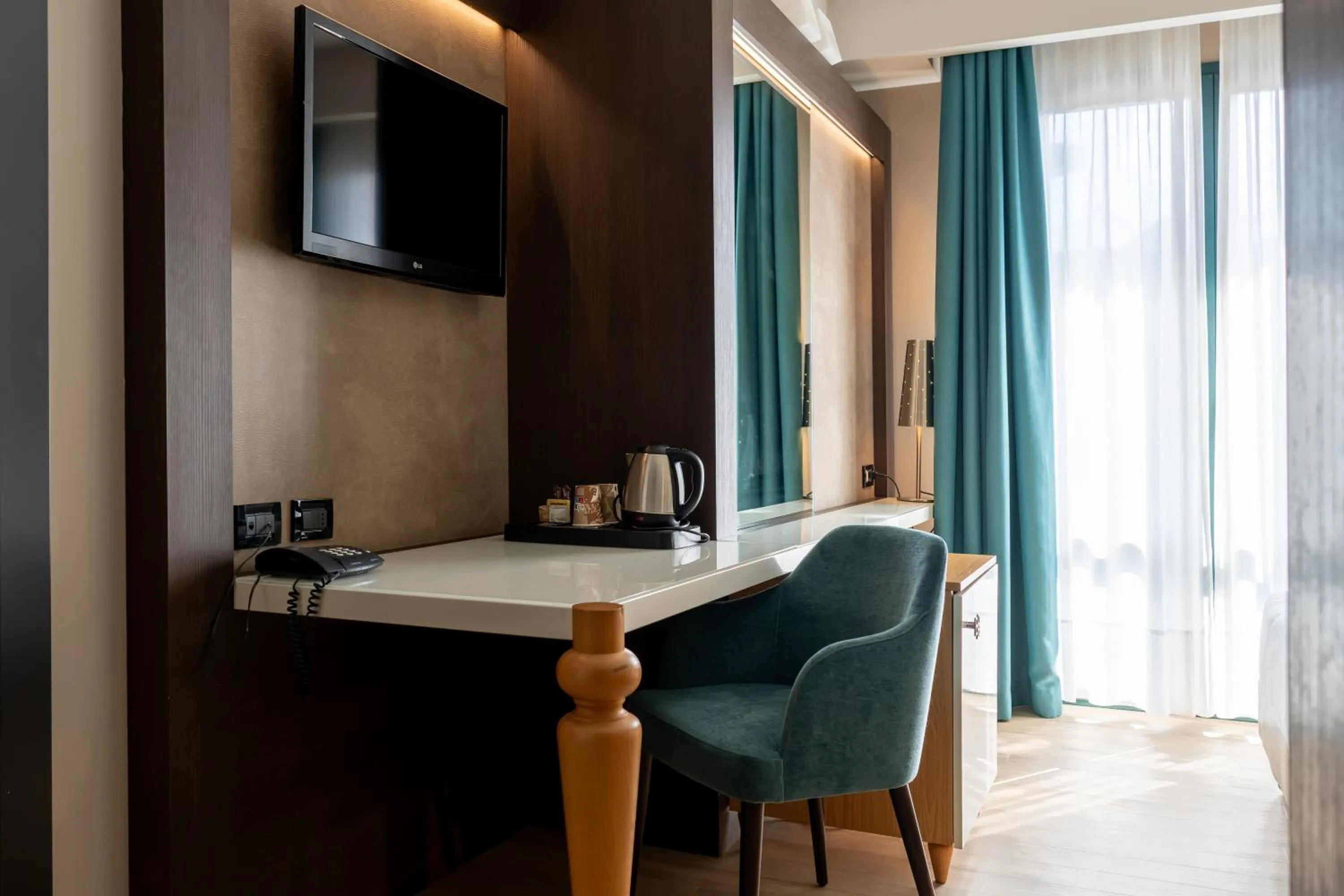 Coffee/tea facilities in Elite Hotel & Spa