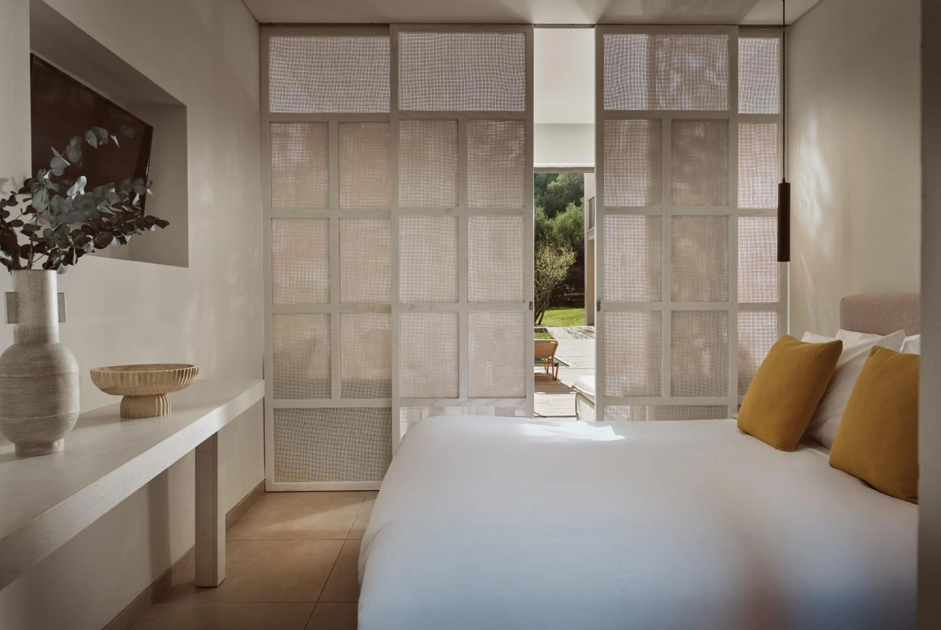 Photo of the whole room, Bed in New Beach Hotel