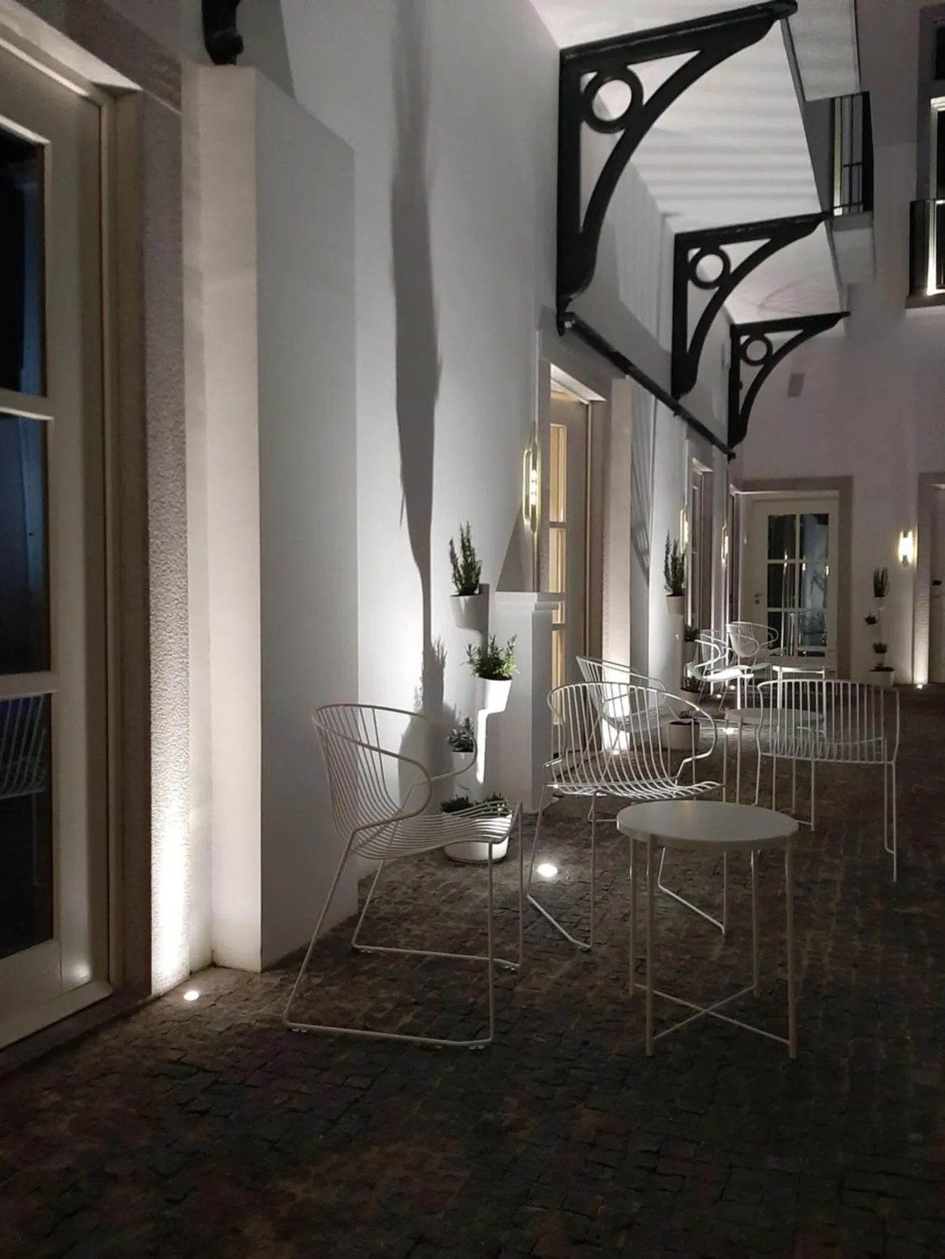 Patio in MouraSuites Hotel