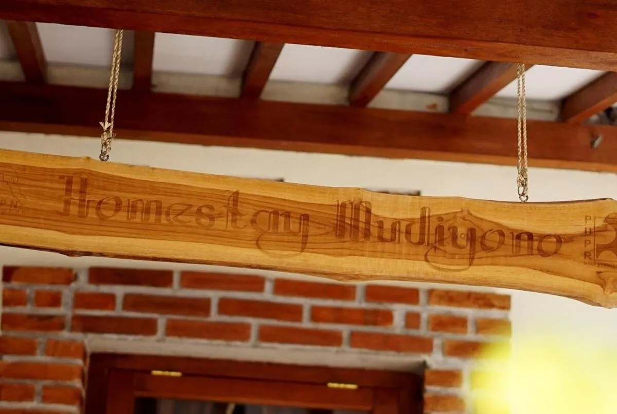 Property logo or sign in Penginapan Homestay Mudiyono Syari'ah