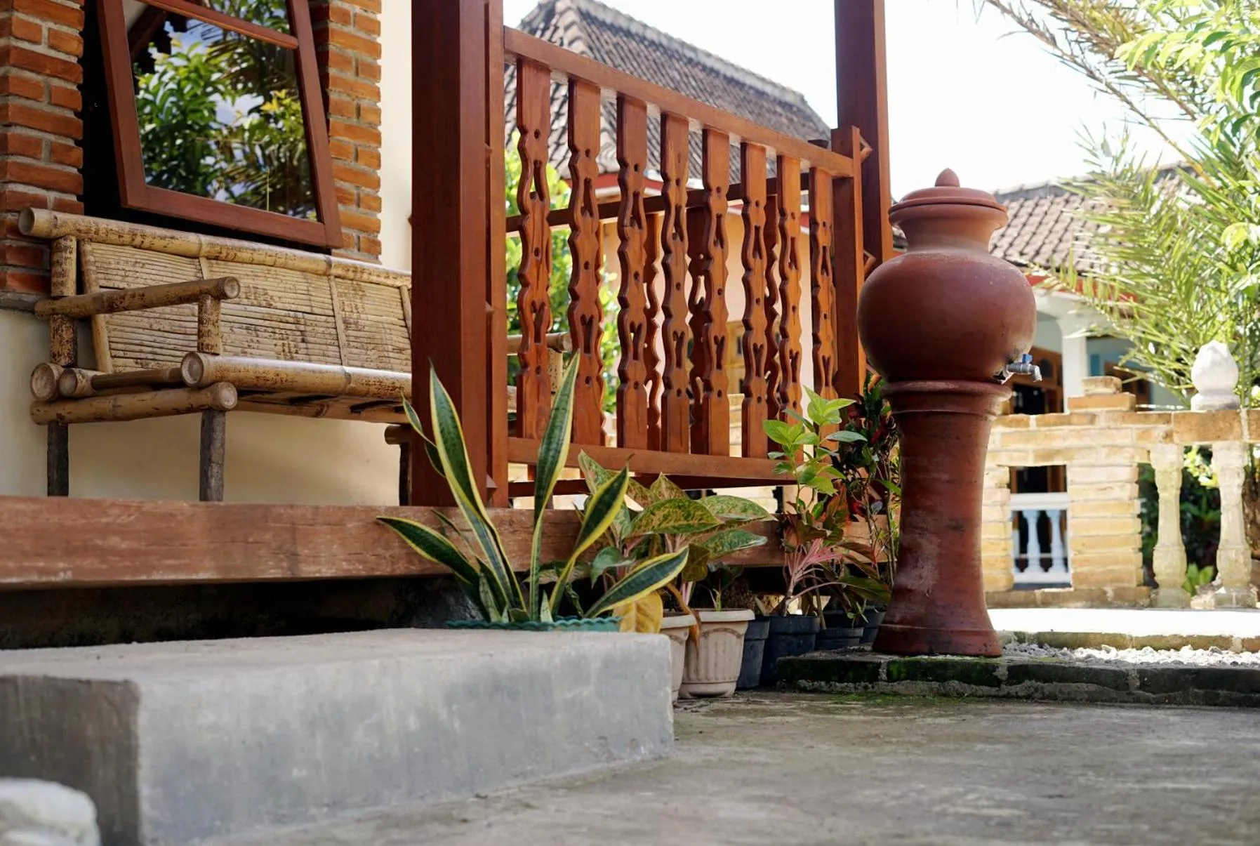 Balcony/Terrace in Penginapan Homestay Mudiyono Syari'ah