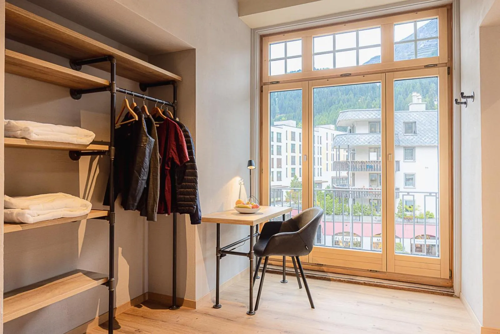 Photo of the whole room in ALPINE INN Davos