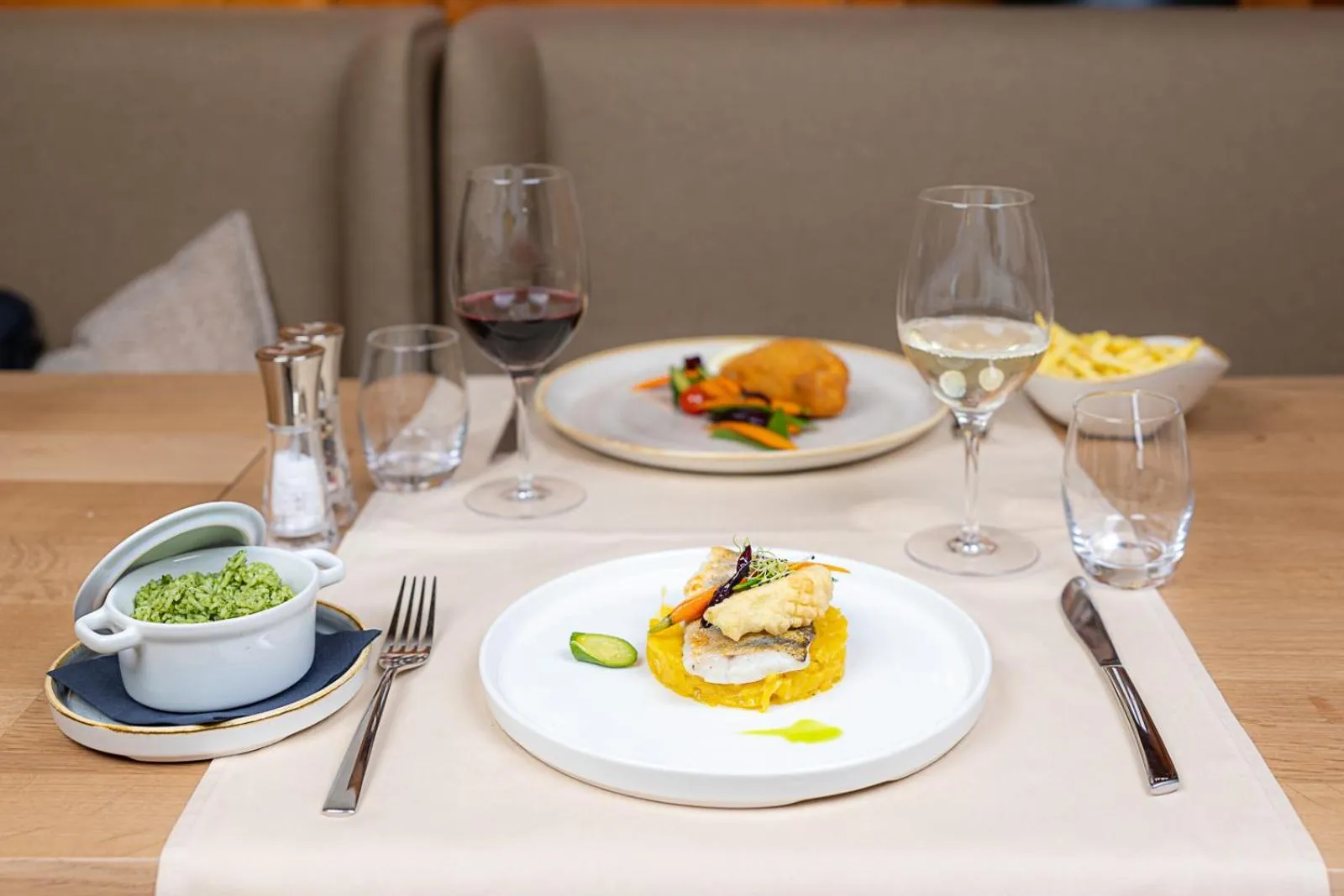 Restaurant/places to eat in ALPINE INN Davos