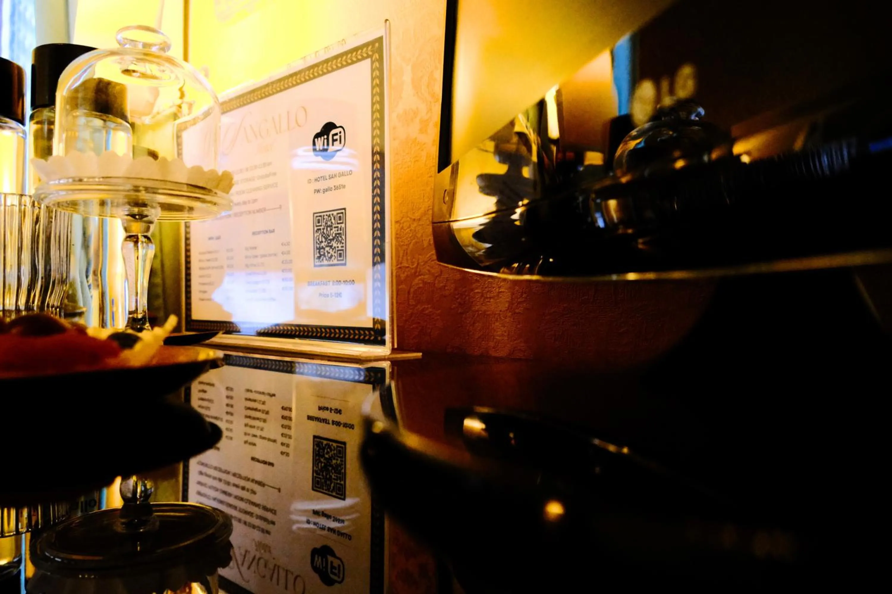 Food and drinks in H O T E L S A N G A L L O l