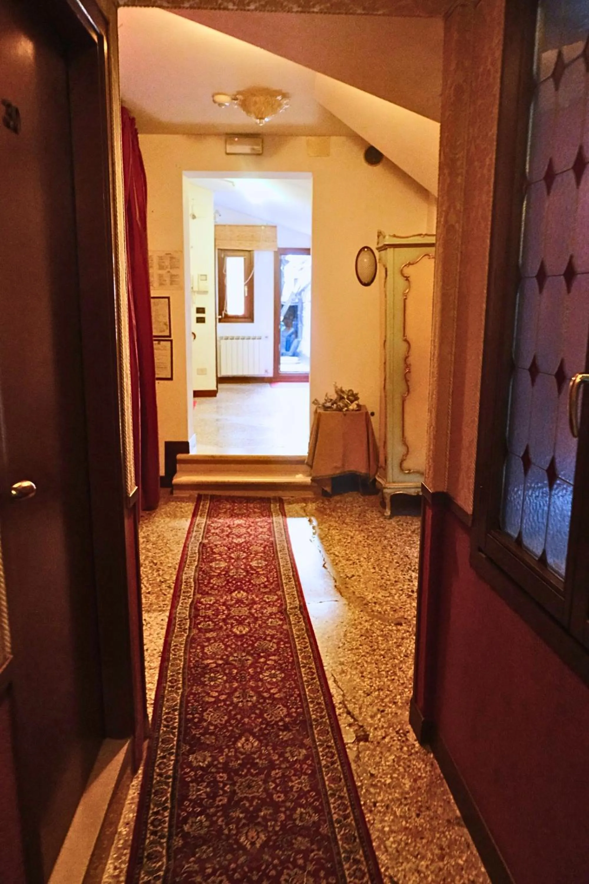 furniture in H O T E L S A N G A L L O l