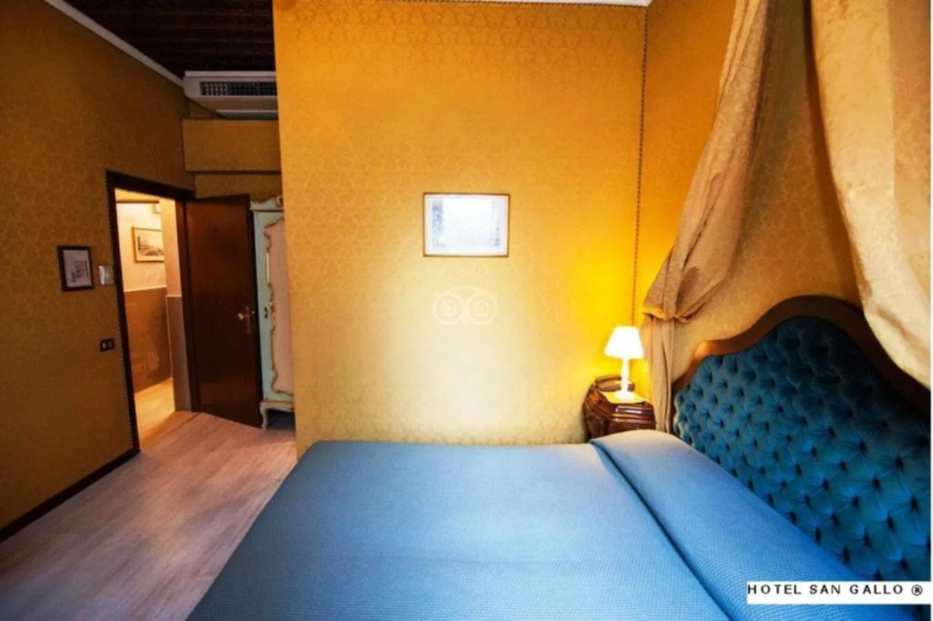 Photo of the whole room, Bed in H O T E L S A N G A L L O l