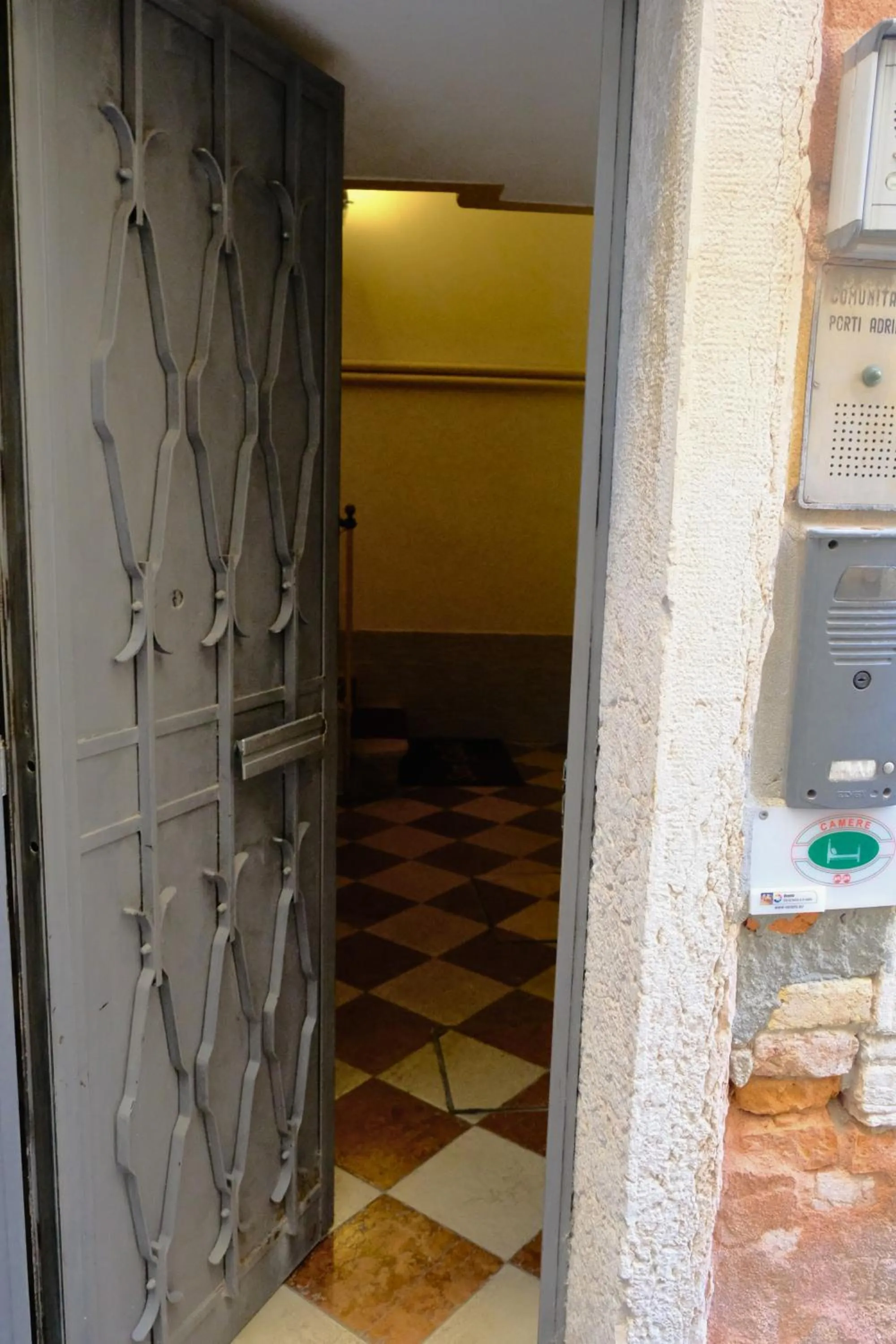 Facade/entrance in H O T E L S A N G A L L O l