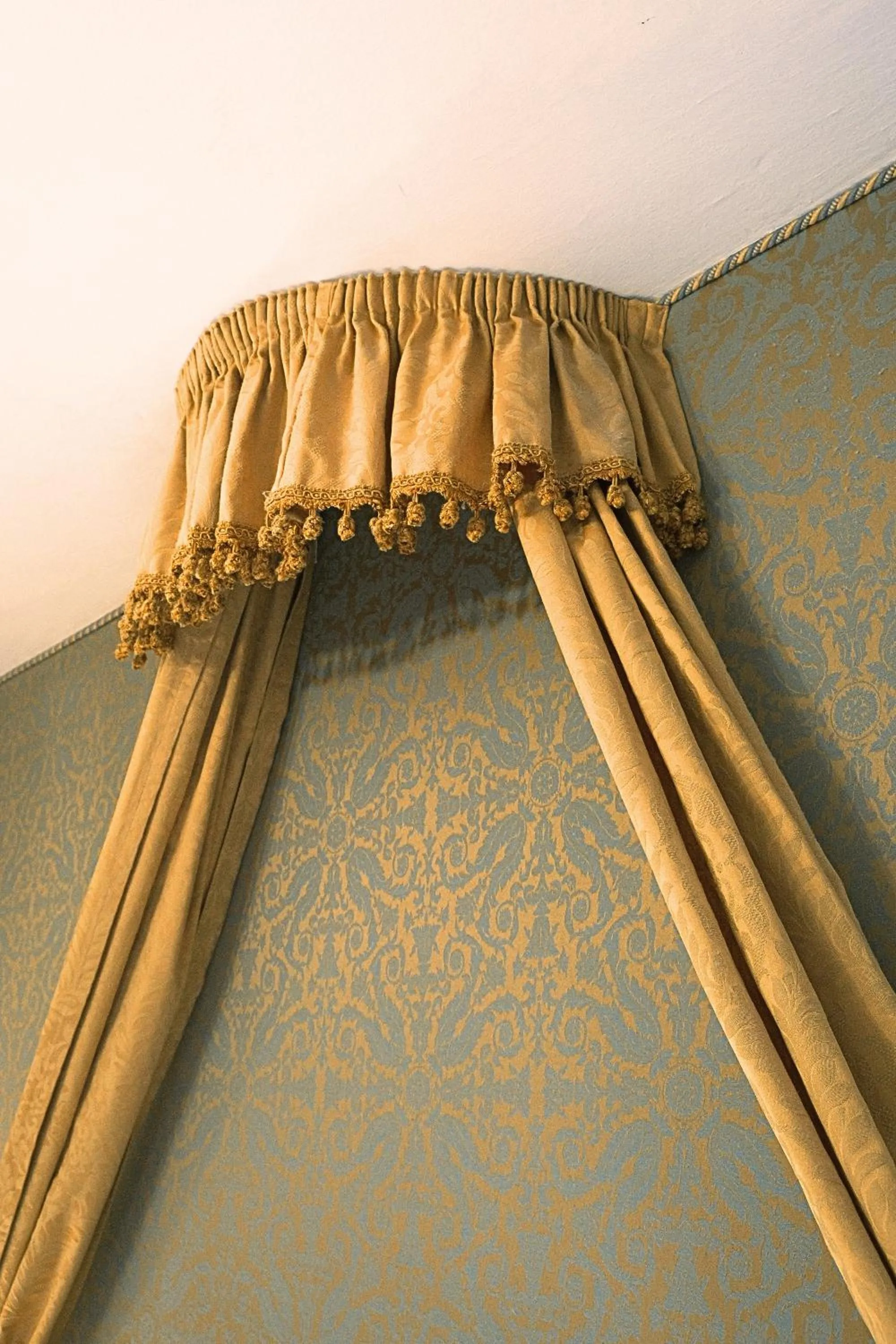 Decorative detail in H O T E L S A N G A L L O l