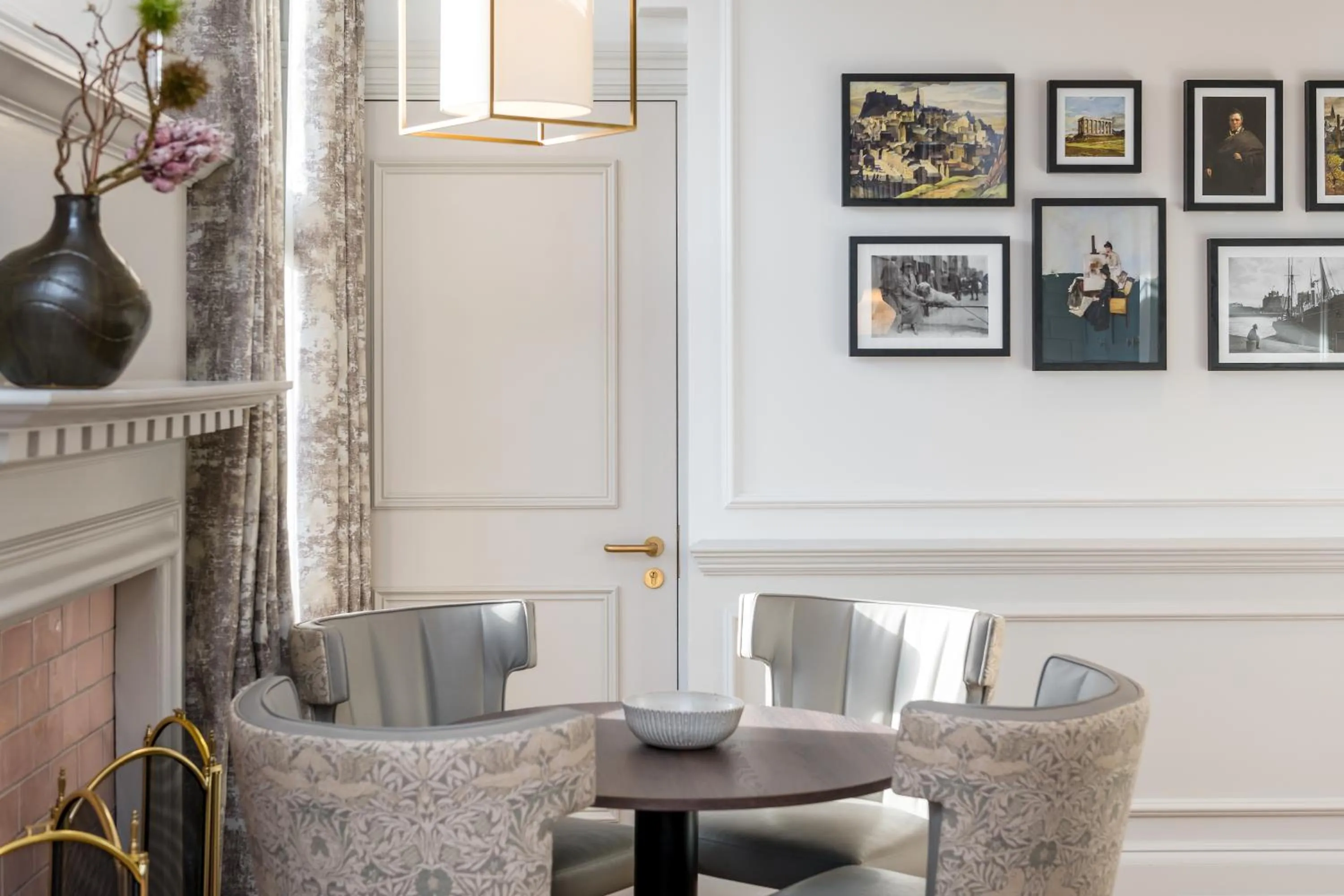 Seating area in RÌGH Residences - George Street