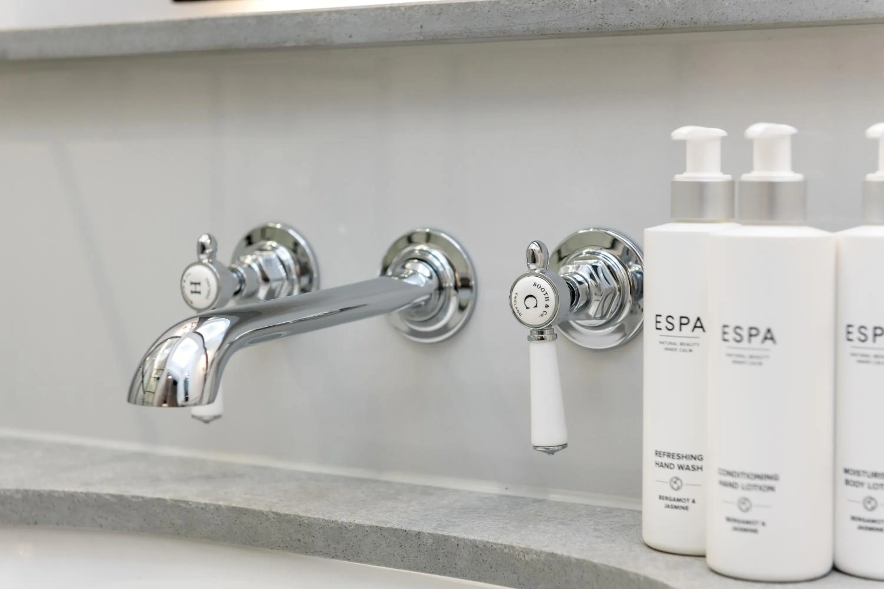 Bathroom in RÌGH Residences - George Street