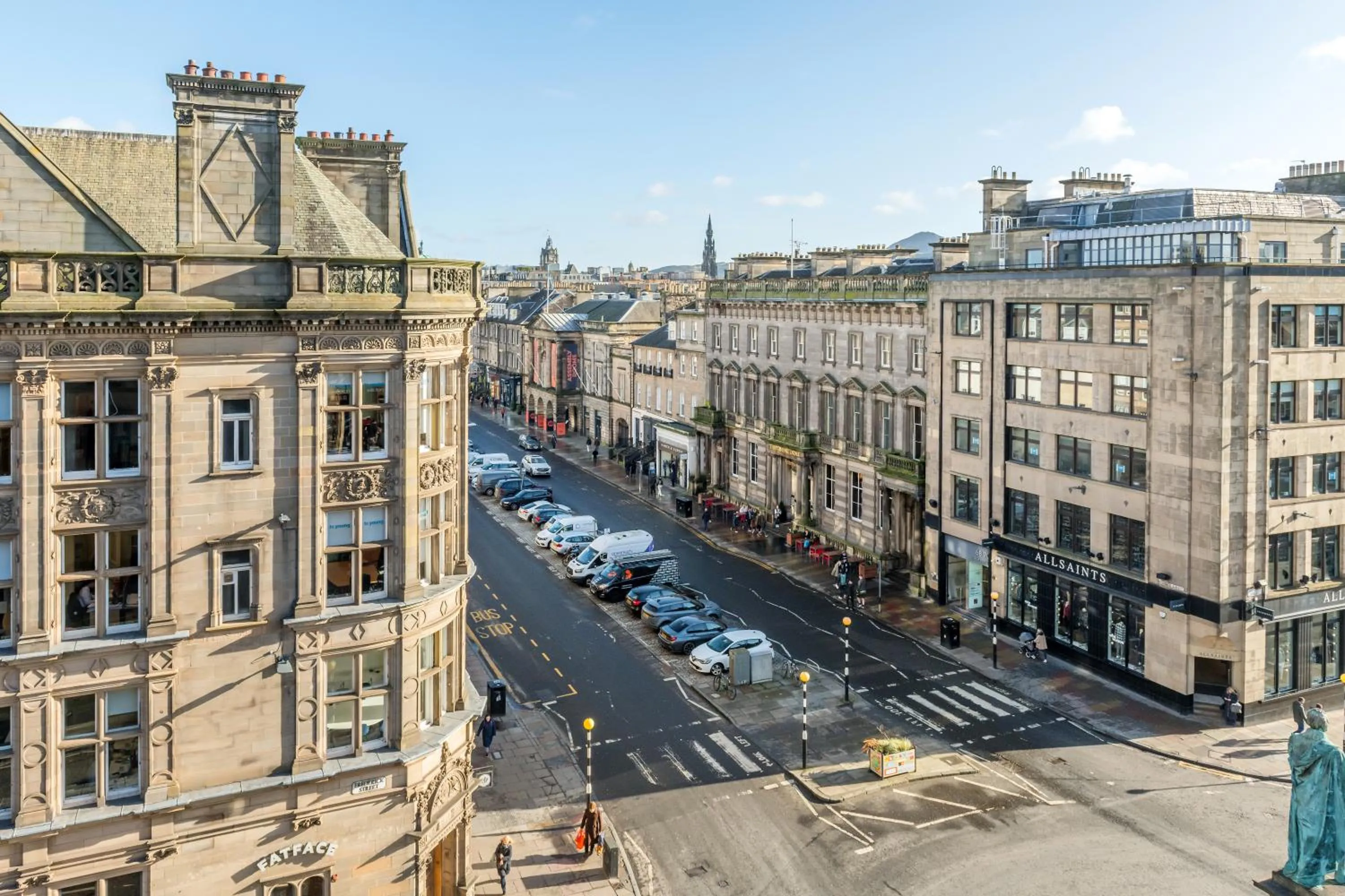 City view in RÌGH Residences - George Street