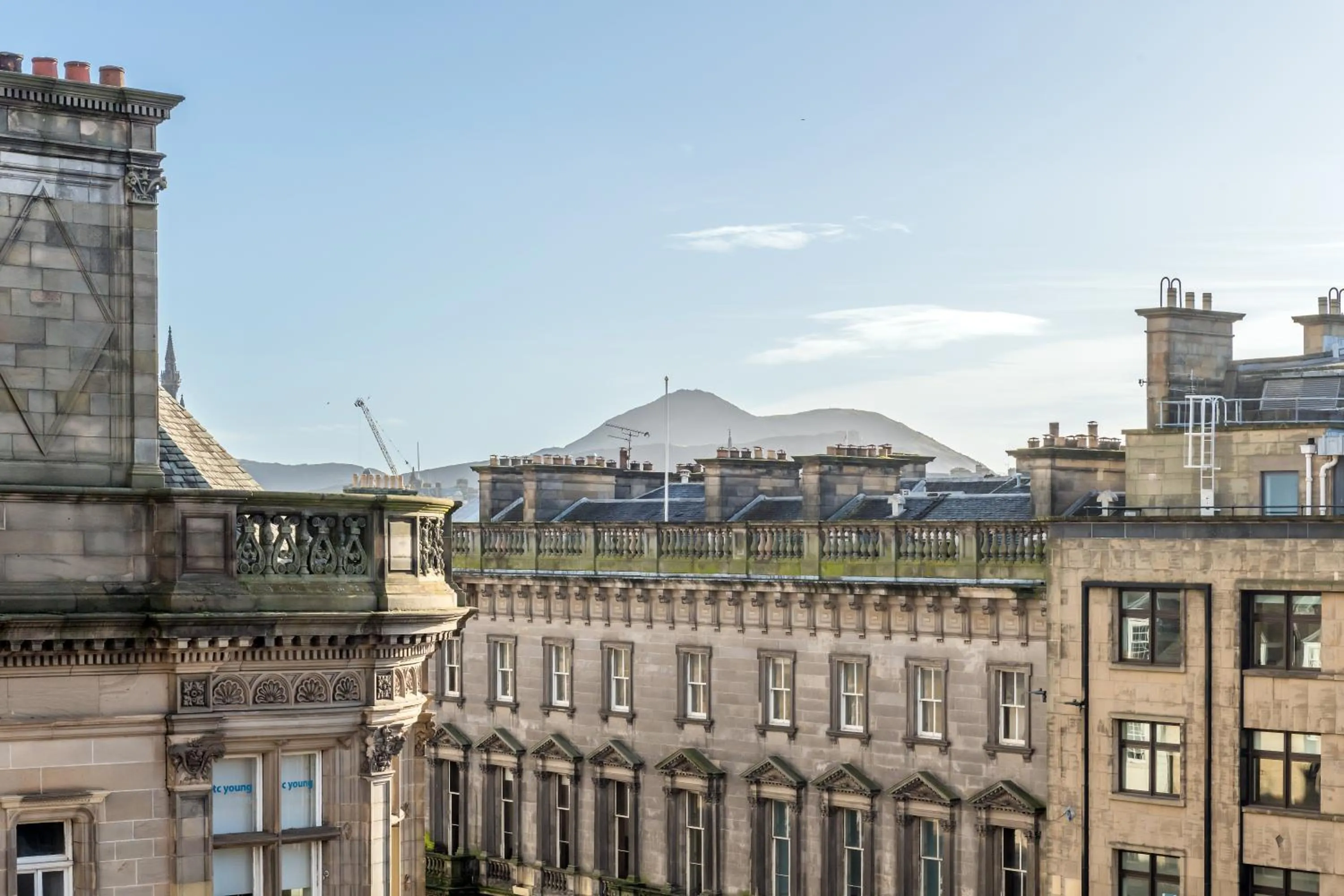 City view in RÌGH Residences - George Street