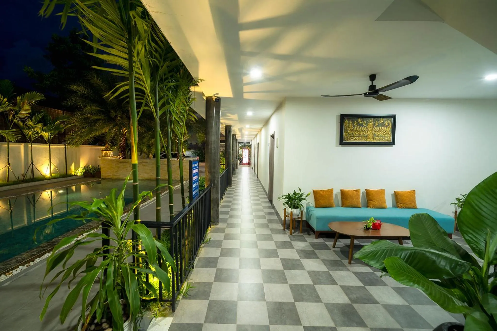 Seating area in LH Residence 752