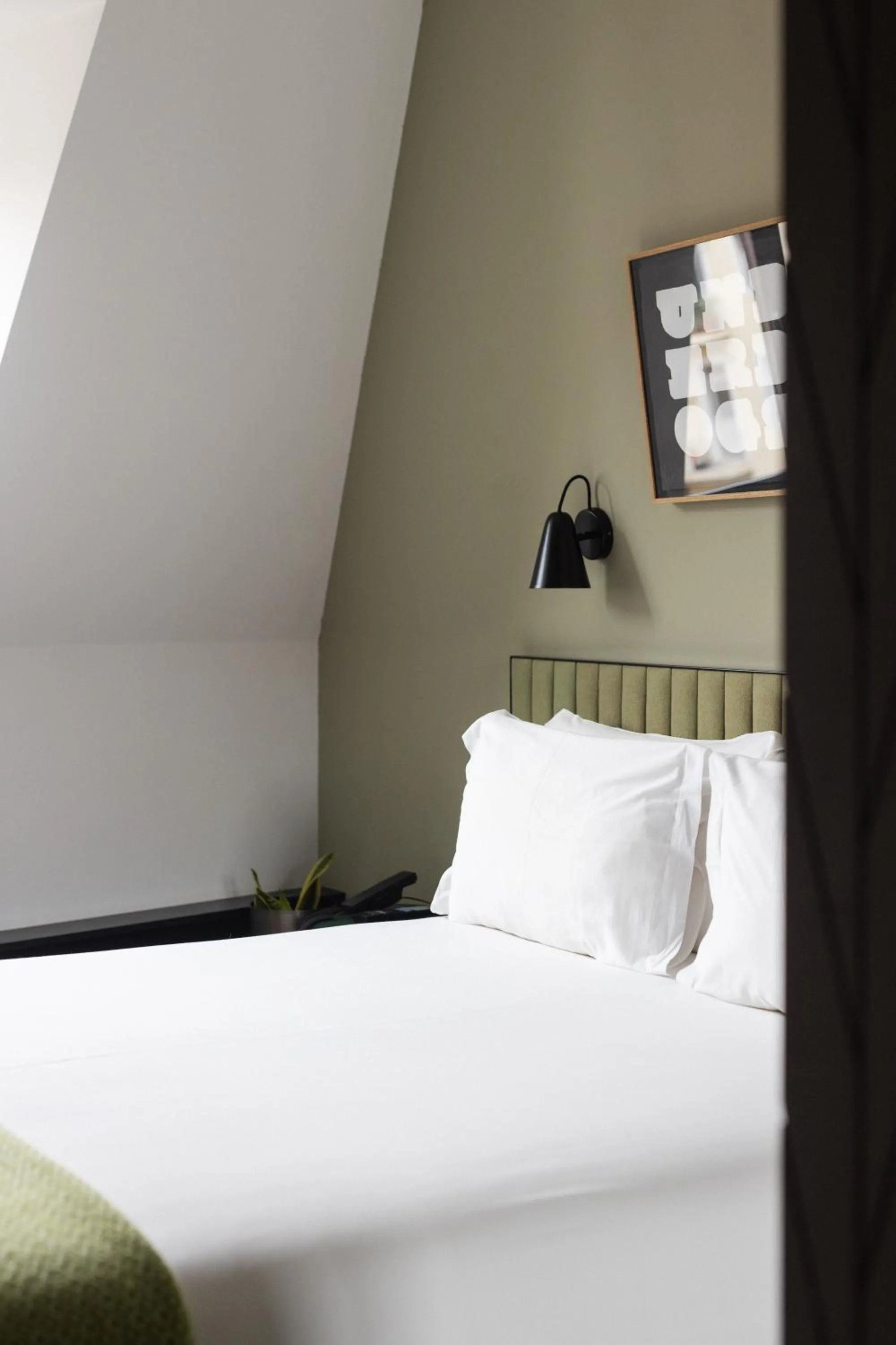 Bedroom, Bed in Hotel Hotel - Member of Design Hotels