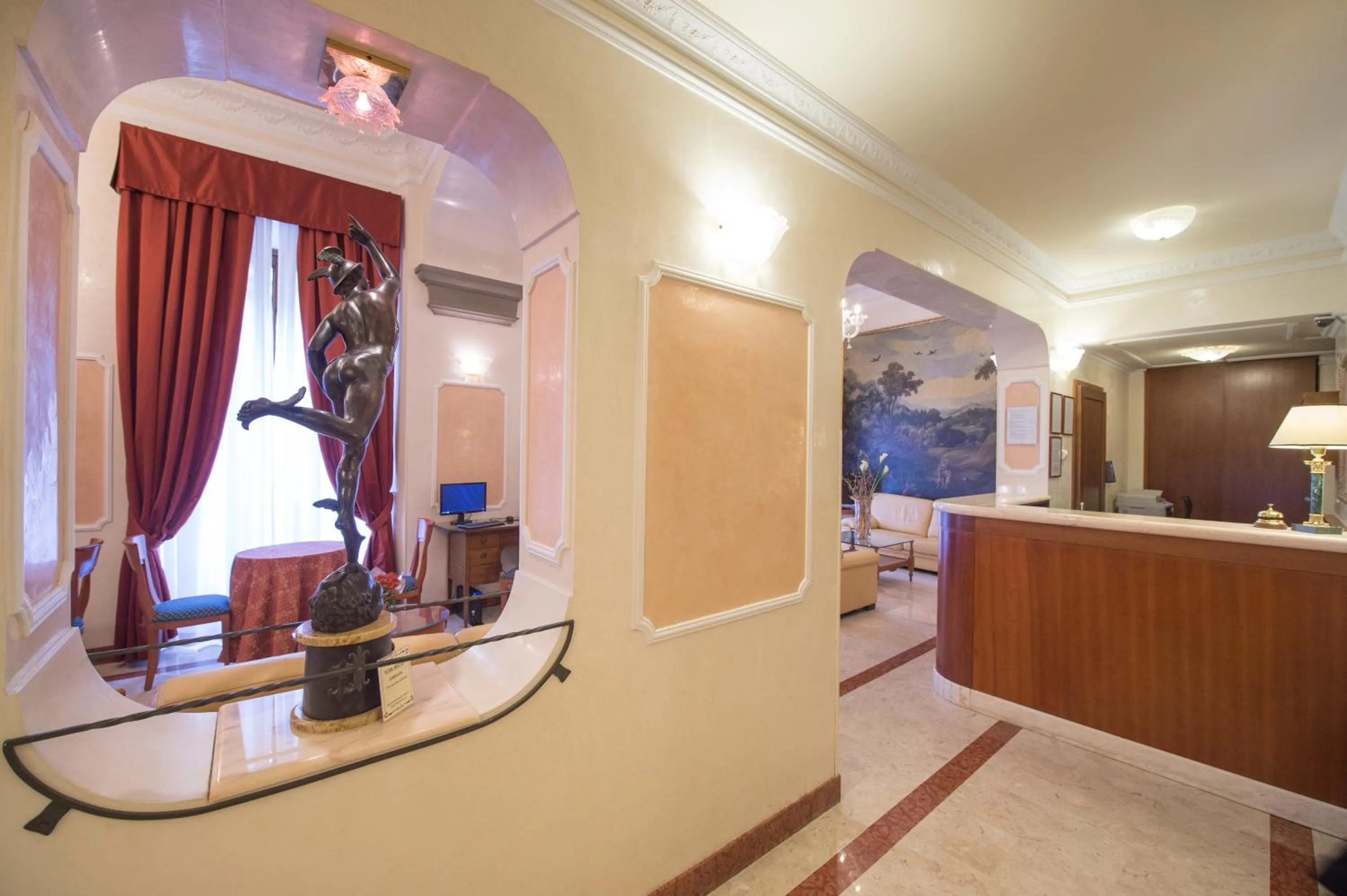 Lobby or reception in Strozzi Palace Hotel