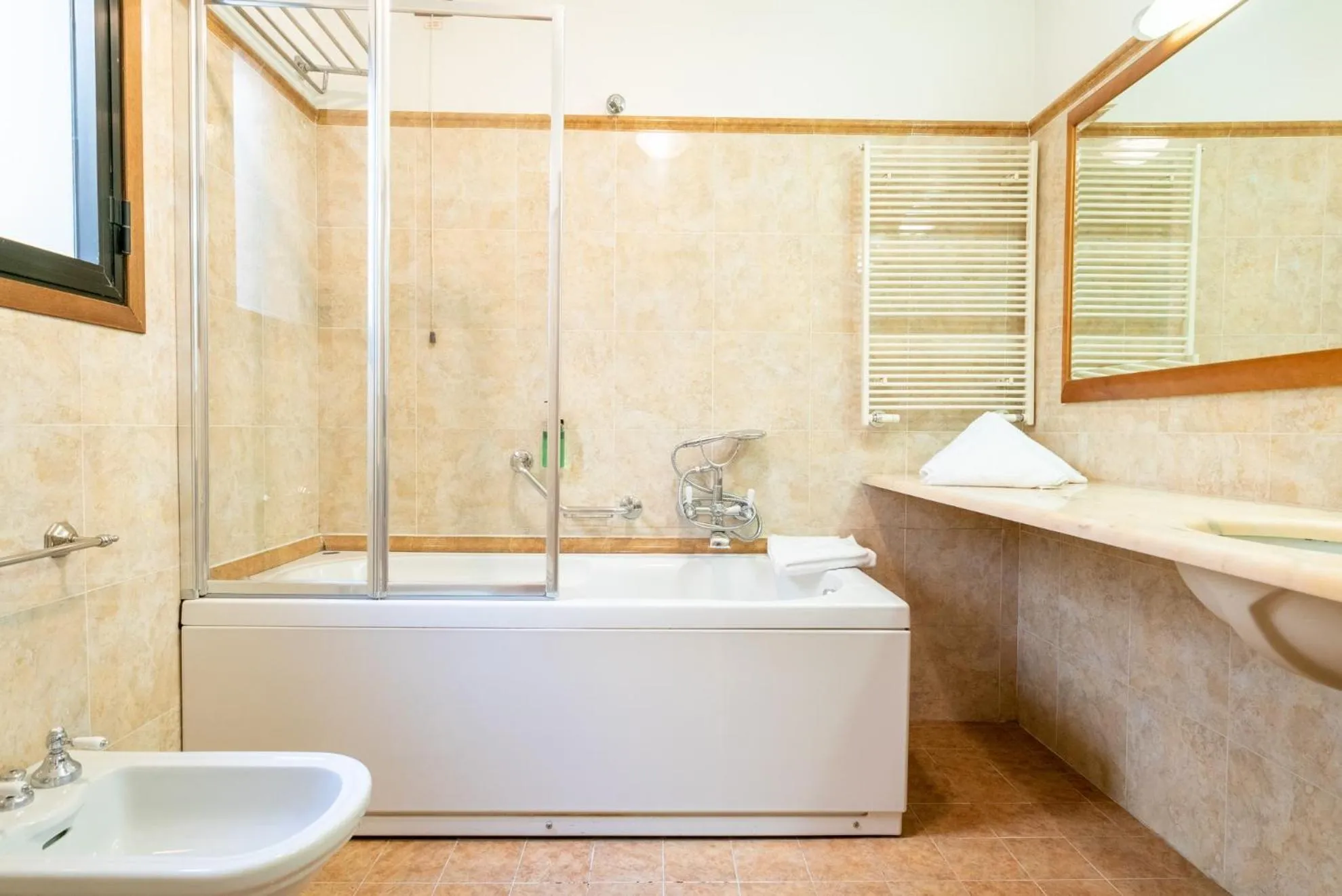 Bathroom in Strozzi Palace Hotel