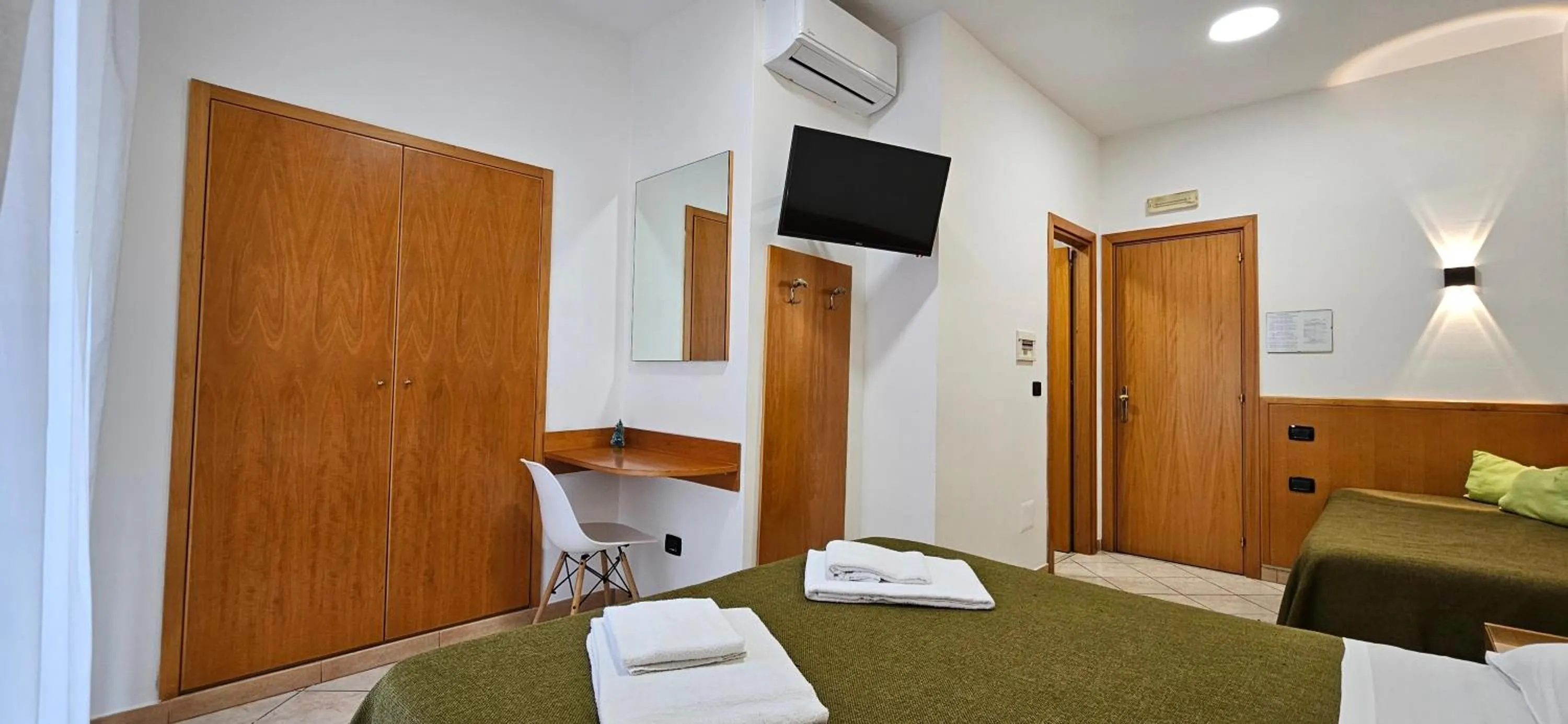 Bed in Hotel Zara Napoli