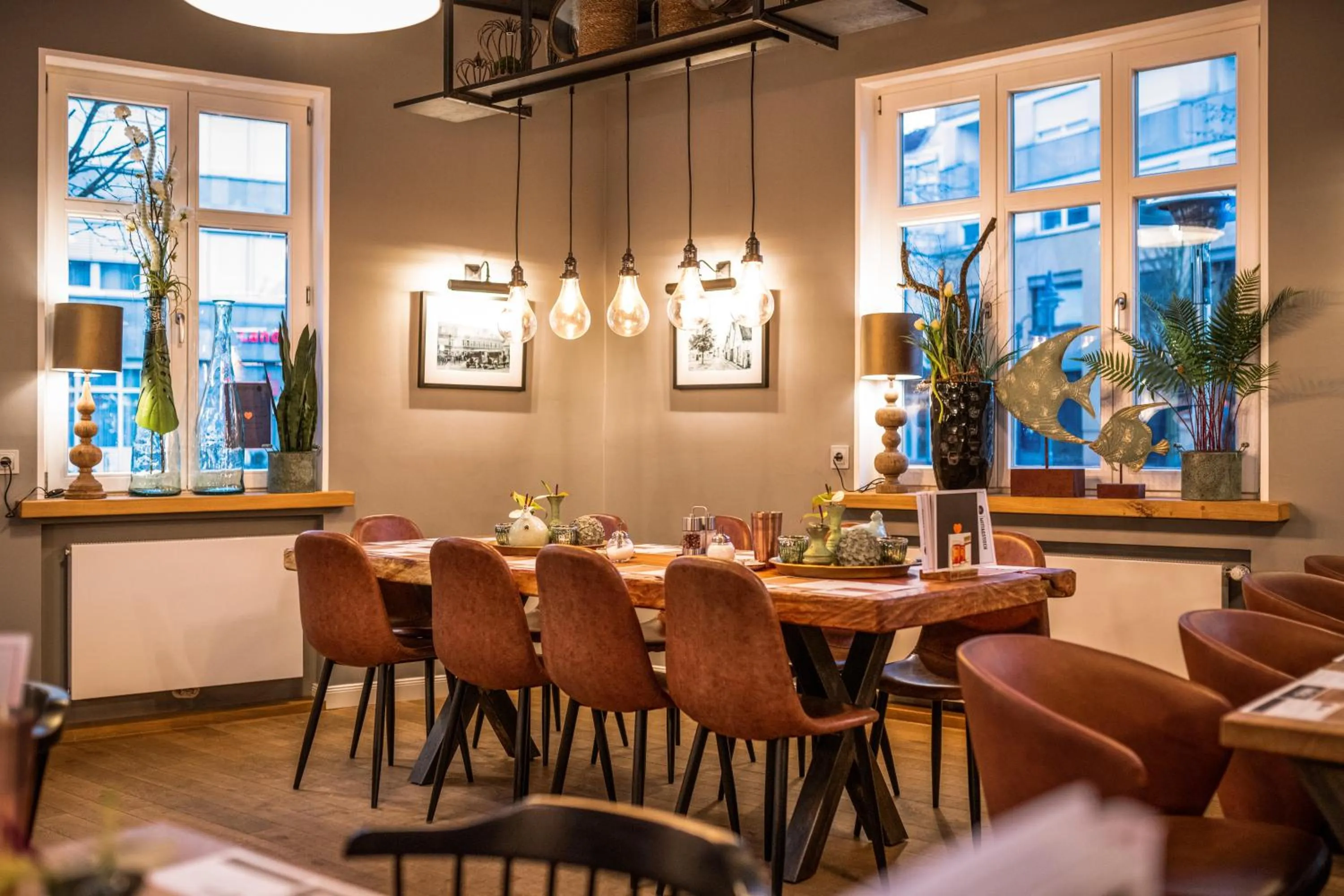 Restaurant/places to eat in Boutique Hotel Melchers