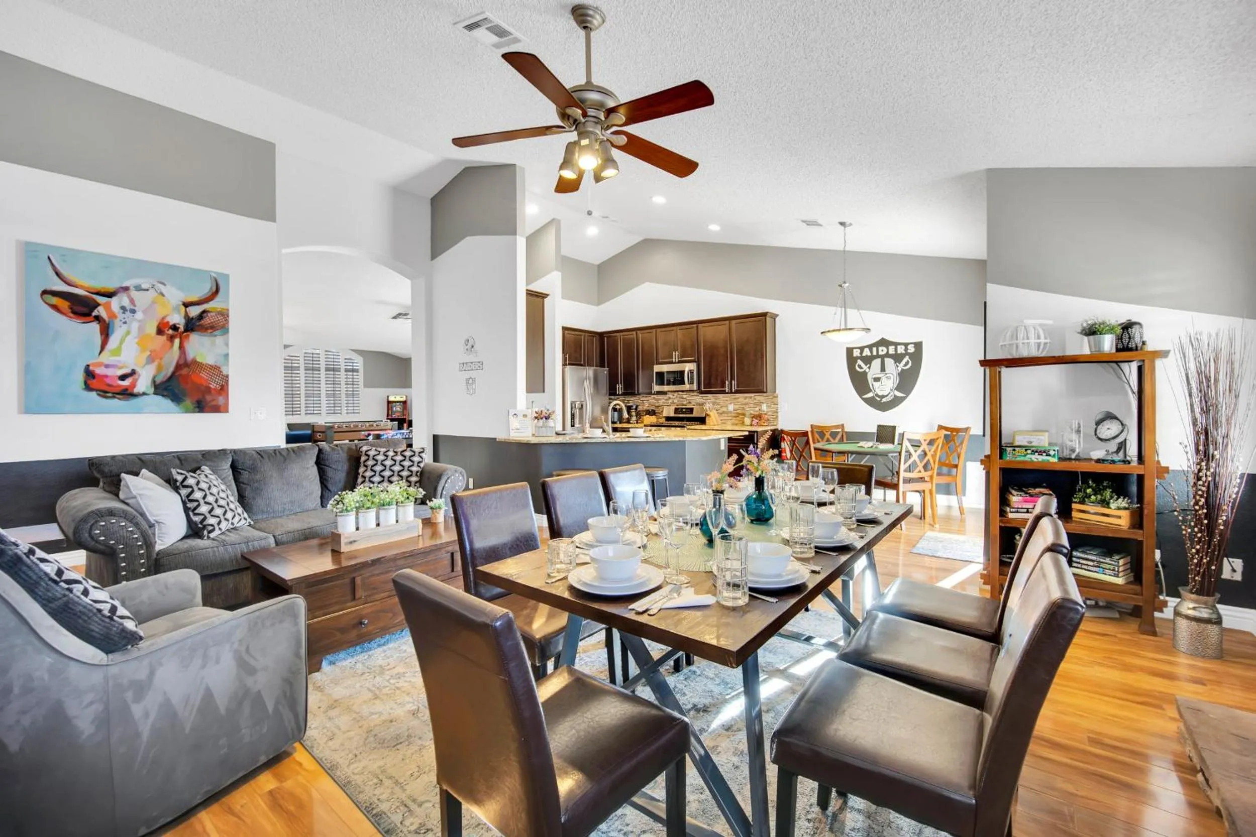 Kitchen or kitchenette in Sports Themed--Automated King Bed--Family Friendly--5 miles to Strip