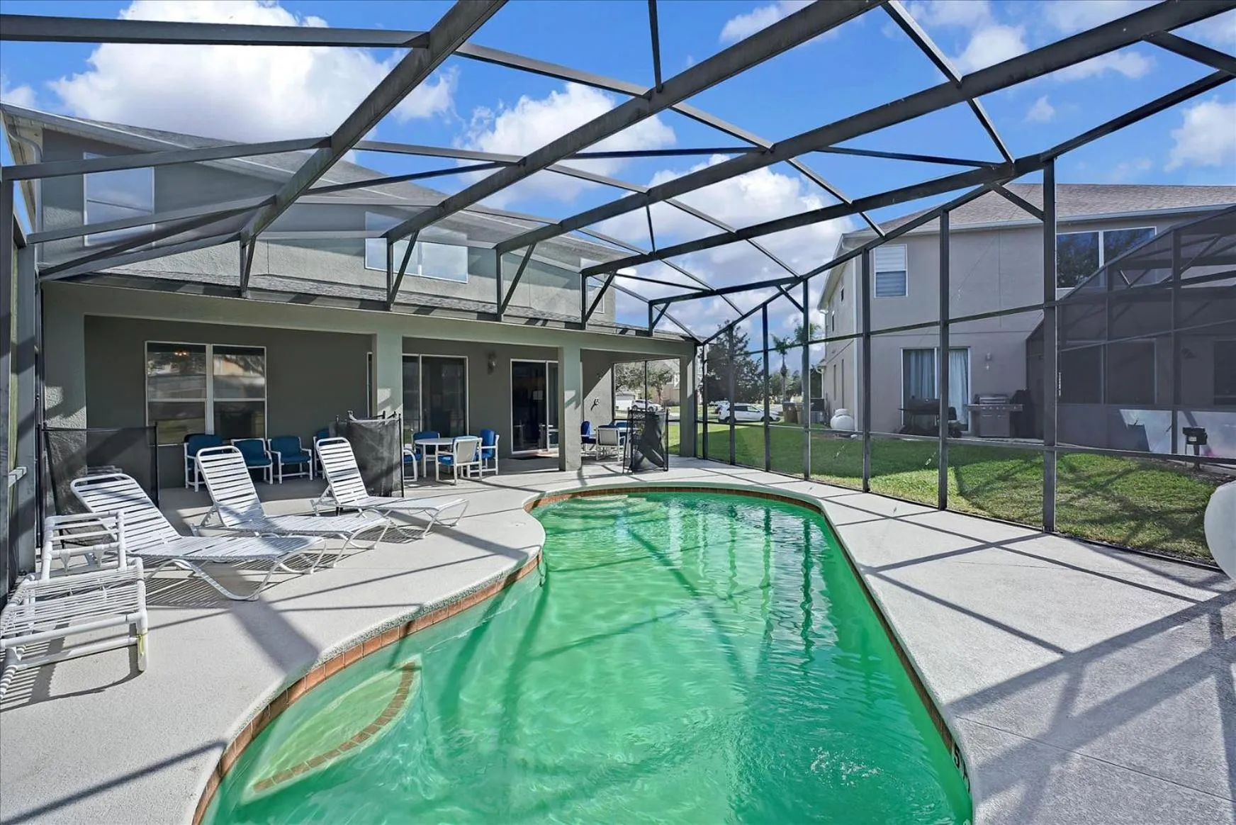 Swimming pool in EXCELLENT 7 Bedroom EIR Vacation Villa - PRIVATE POOL